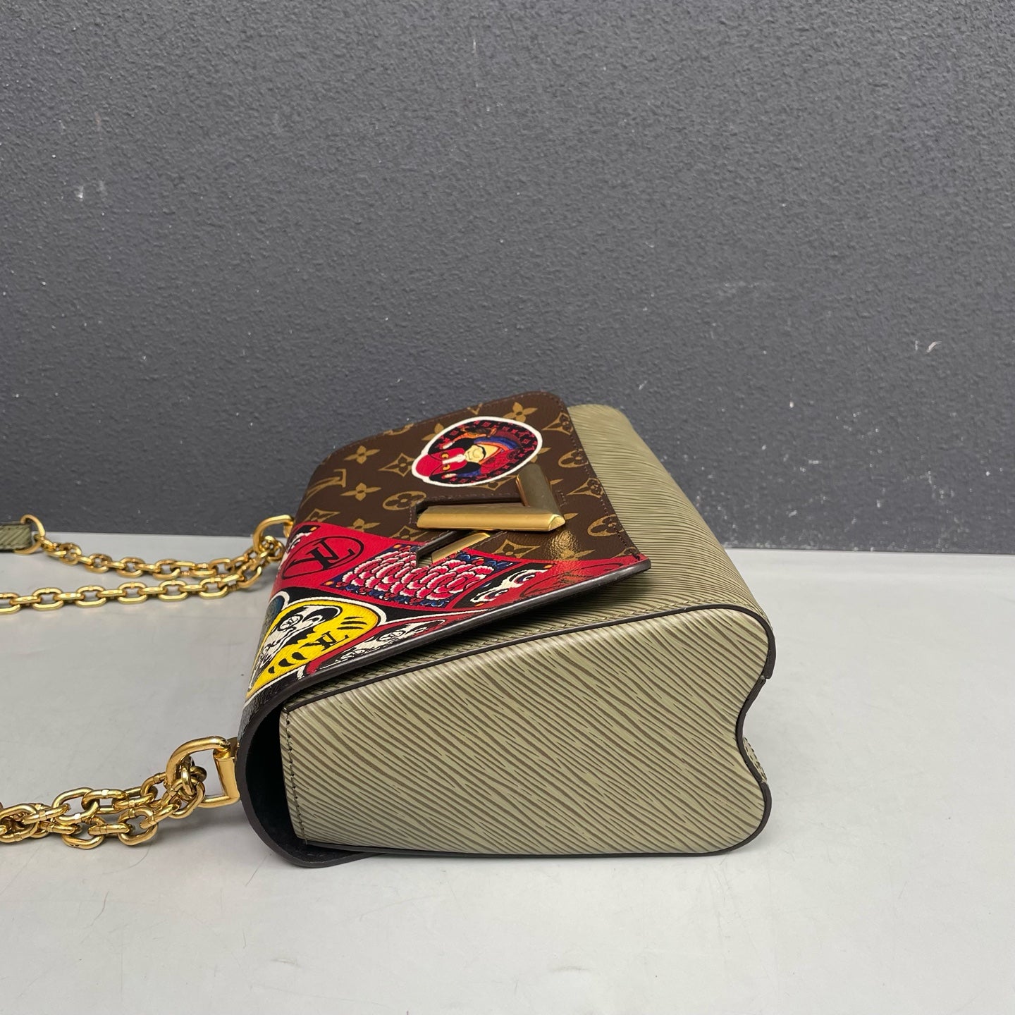 Louis Vuitton - Twist MM Kansai Yamamoto Face Limited Edition - Monogram canvas and Epi leather - Brown, Multicolour, and Green with Gold-Tone Hardware - (medium)