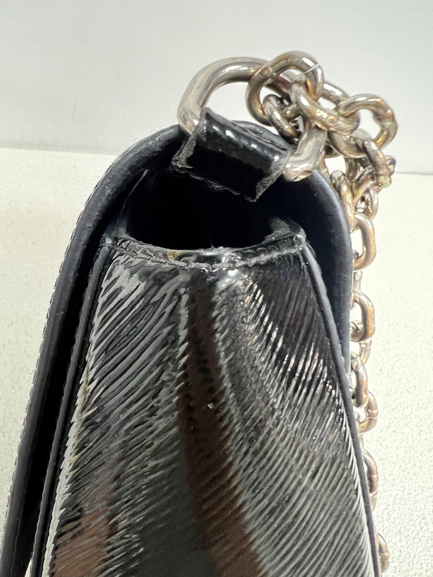 Louis Vuitton - Twist - Patent leather - Black - (mini)