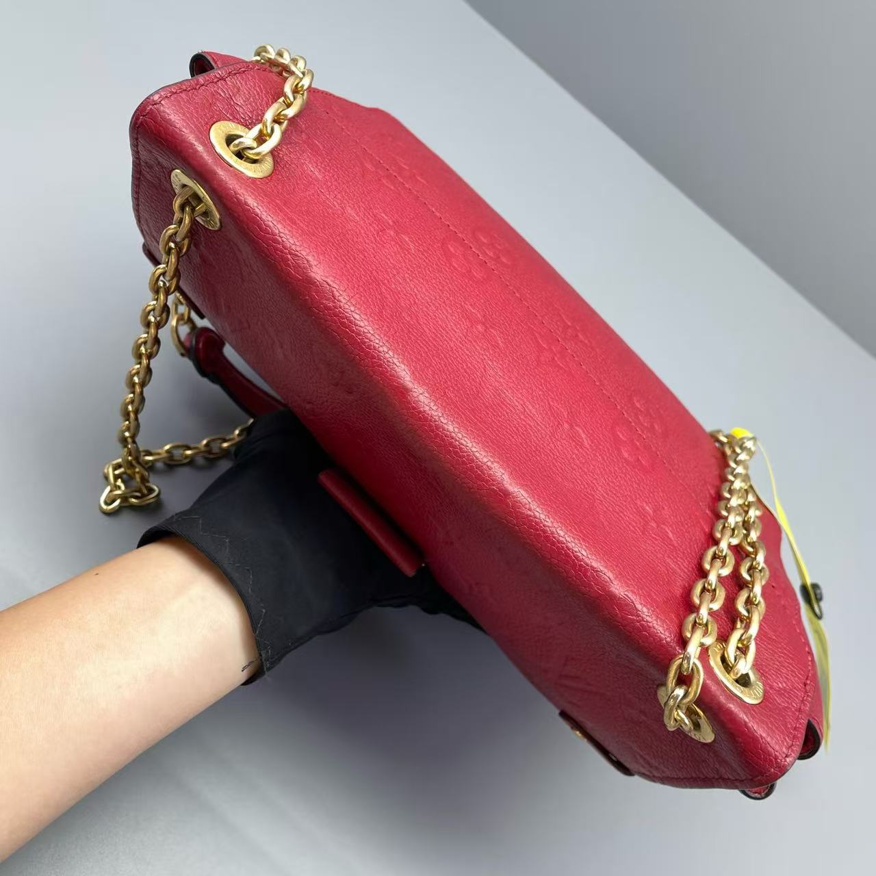 Louis Vuitton - Vavin - Embossed Monogram Grained Leather - Red - (medium)