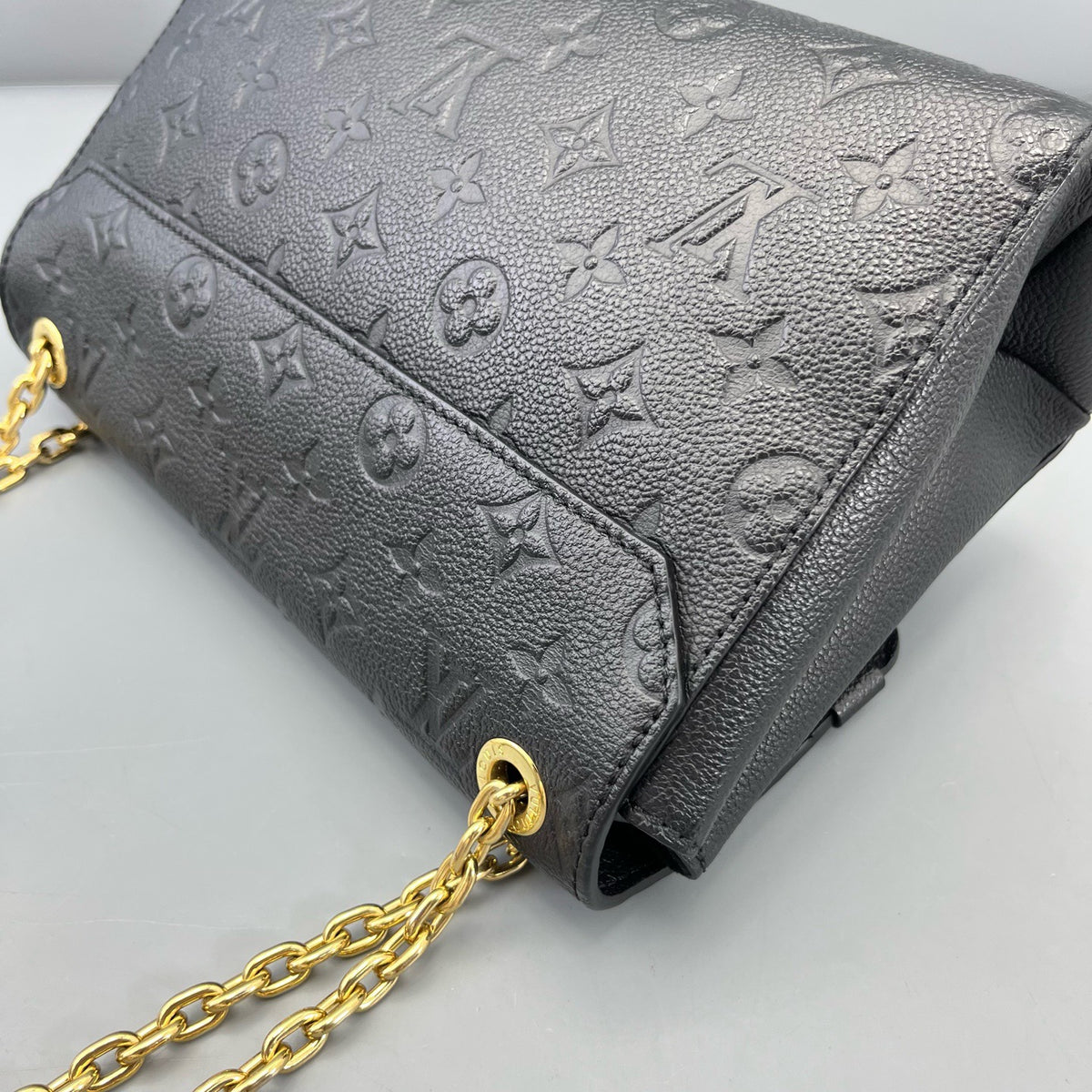Louis Vuitton - Vavin - Leather - Black - (medium)