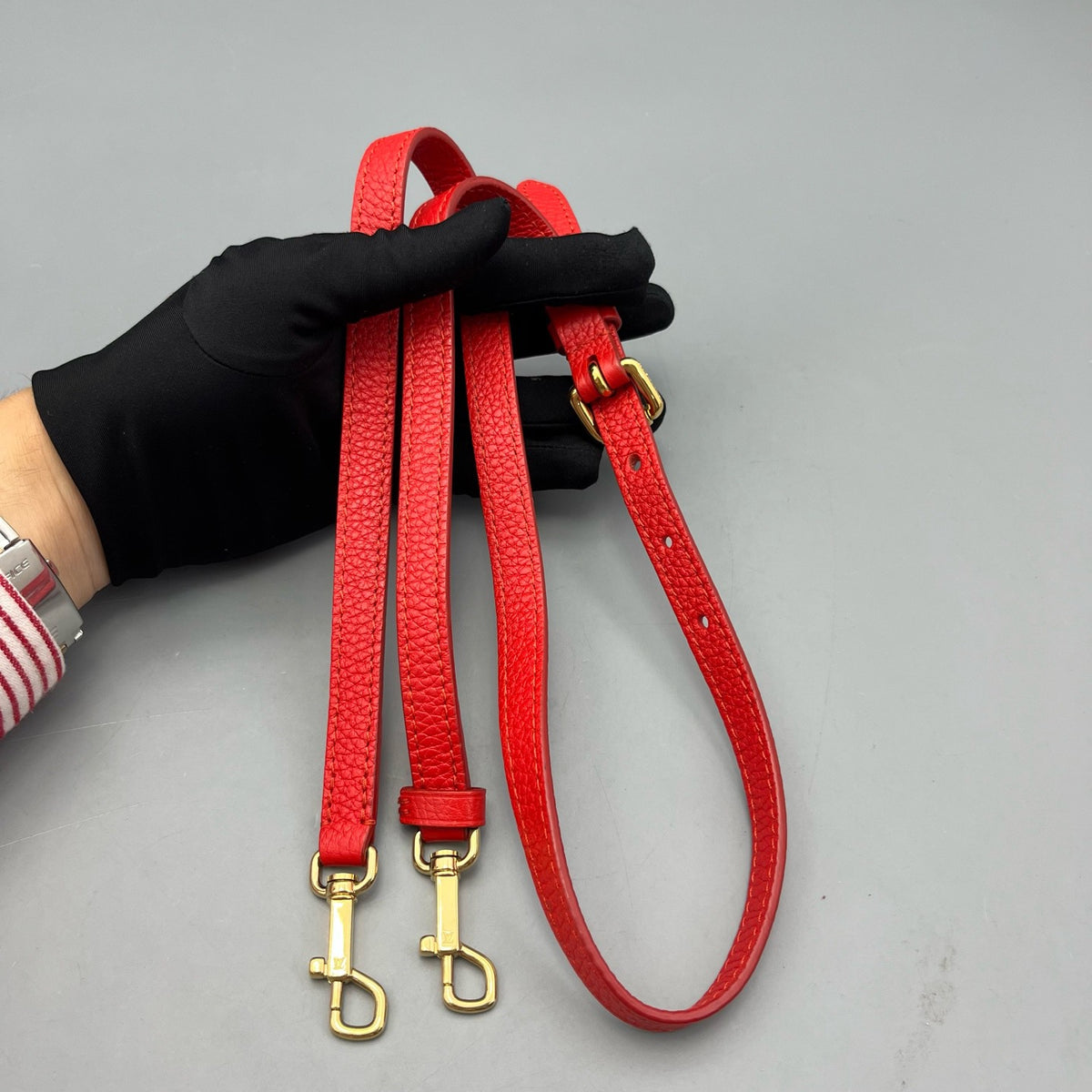 Louis Vuitton - Volta - Leather - Red - (medium)