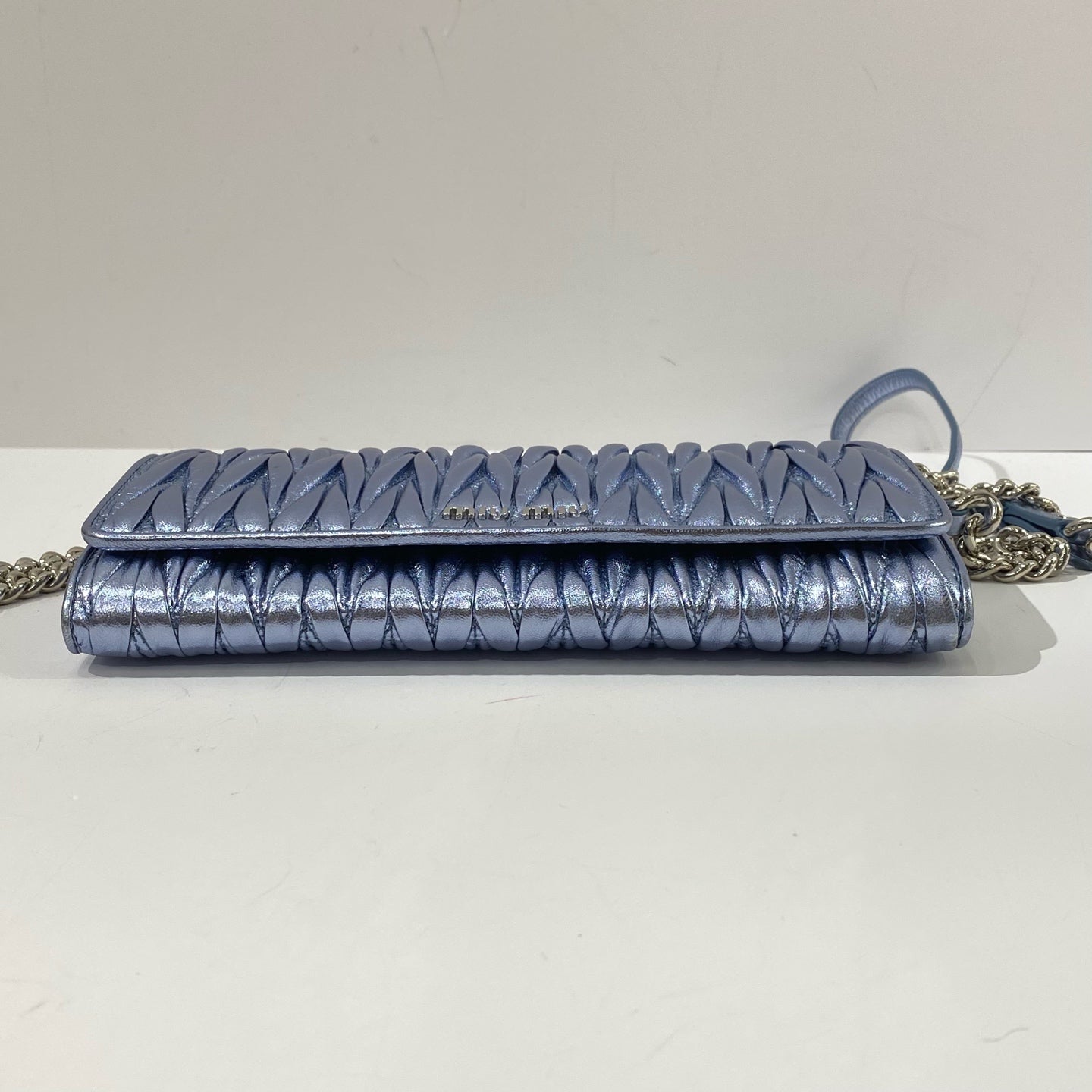 Miu Miu - Matelassé Wallet on Chain - Metallic lambskin leather - Pearlescent Blue with Silver-tone Hardware - (mini)
