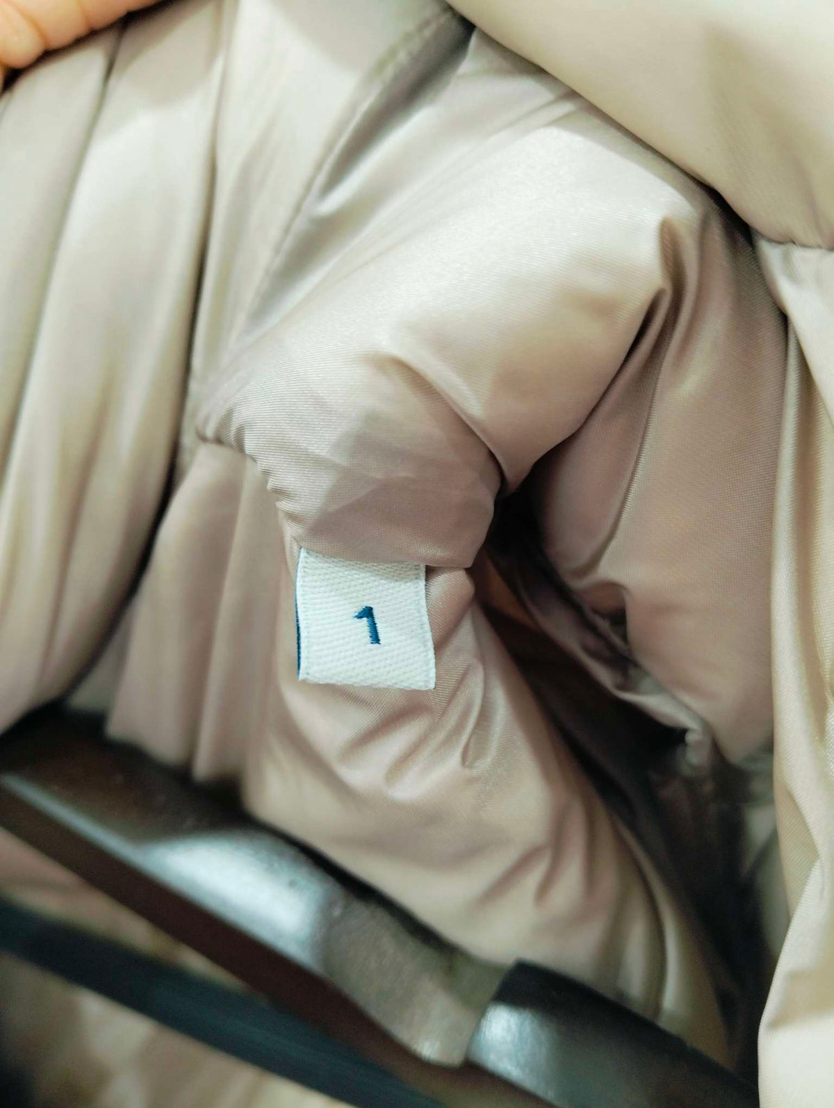 Moncler - Anet - Polyamide - Beige - (1)