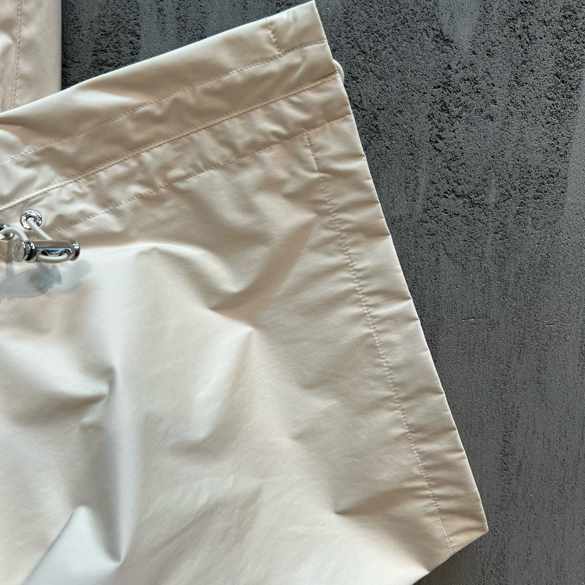 Moncler - Other - Polyamide - Beige - (48)