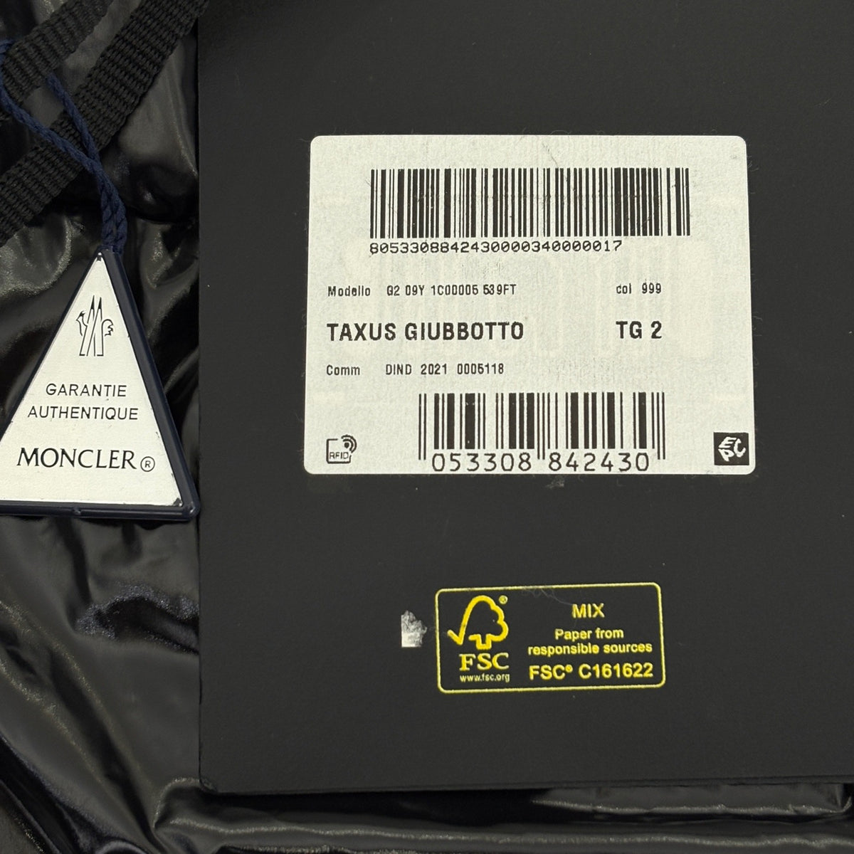 Moncler - Taxus - Polyamide - Black - (2)