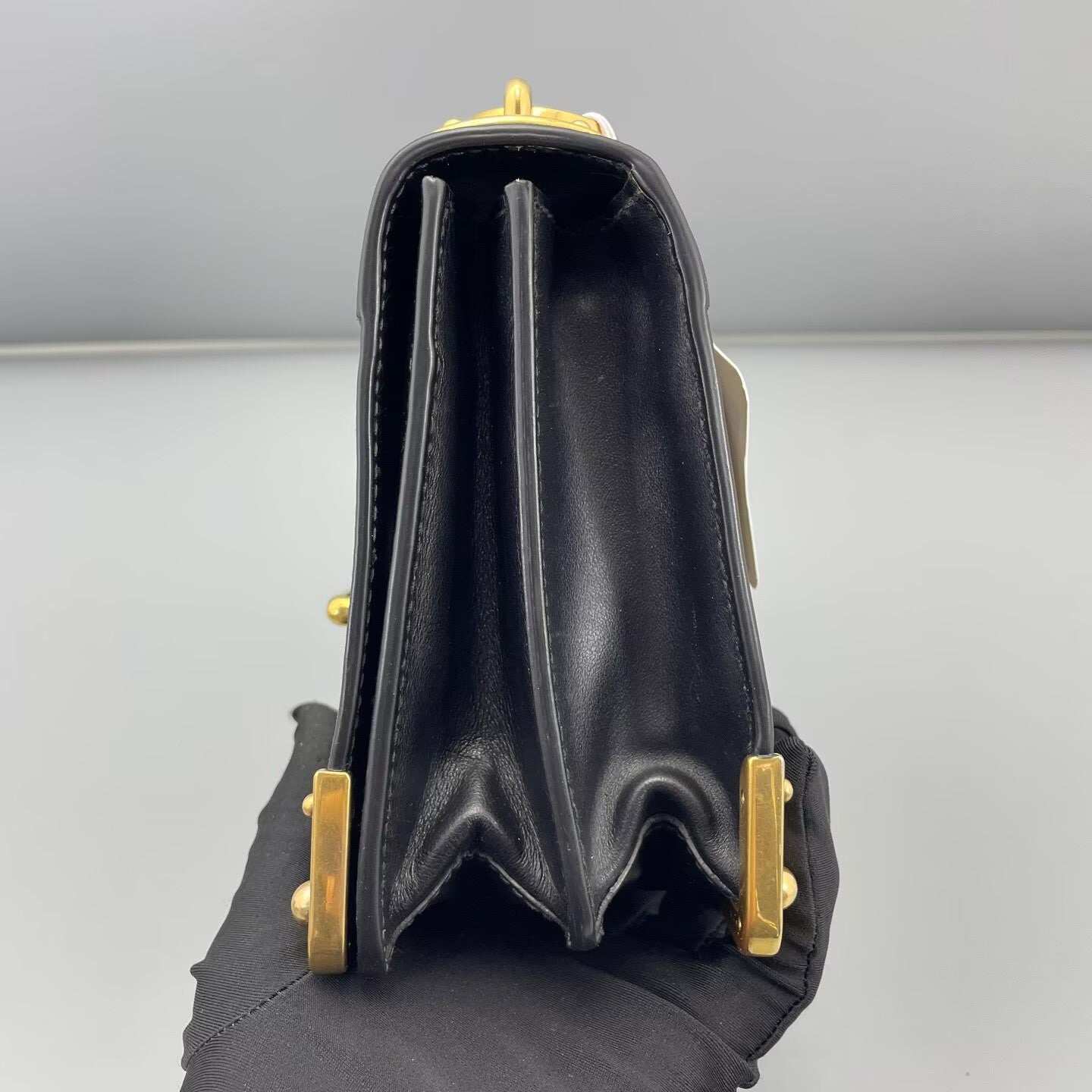 Prada - Cahier - Leather - Black - (Small)