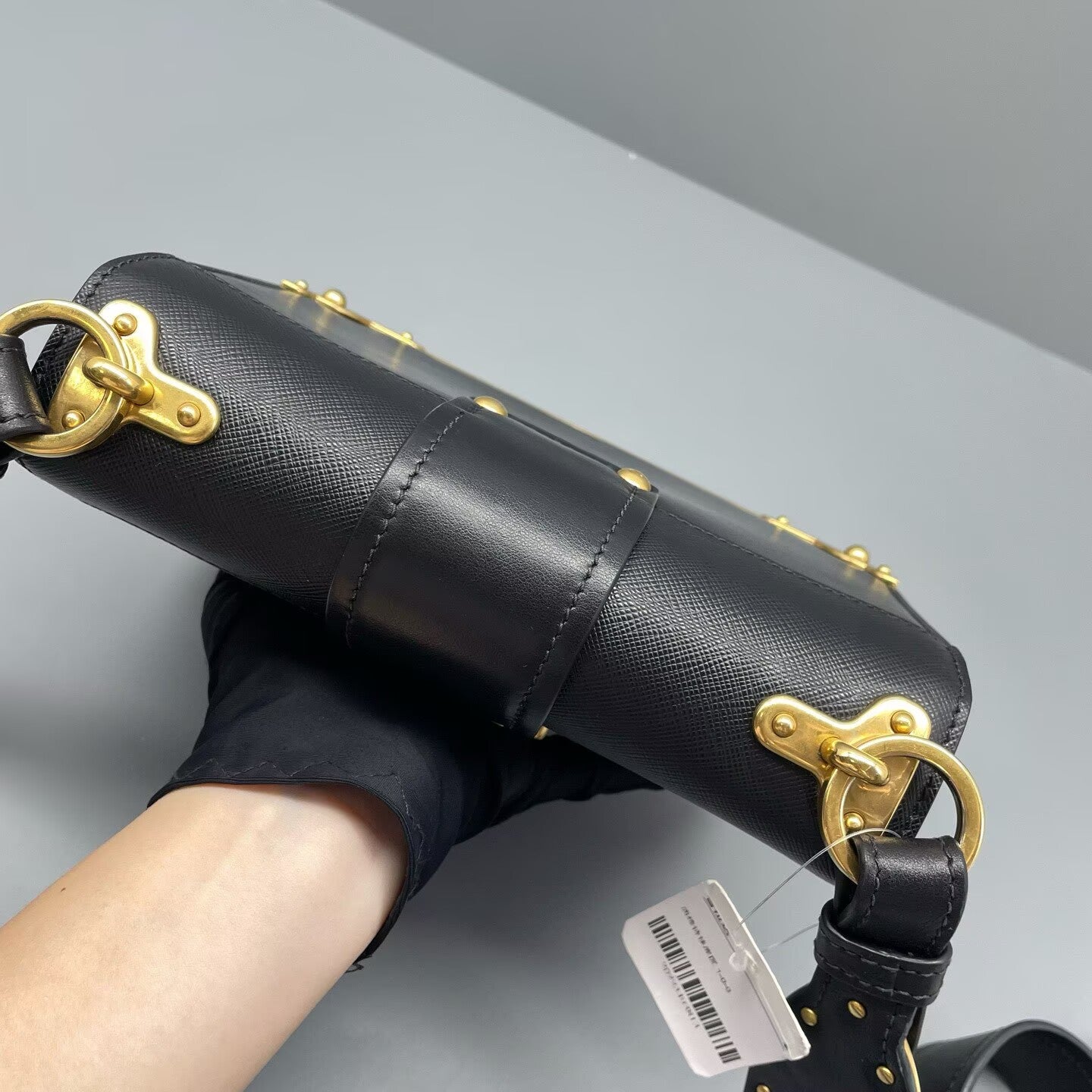 Prada - Cahier - Saffiano leather - Black with Gold-Tone Hardware - (Small)