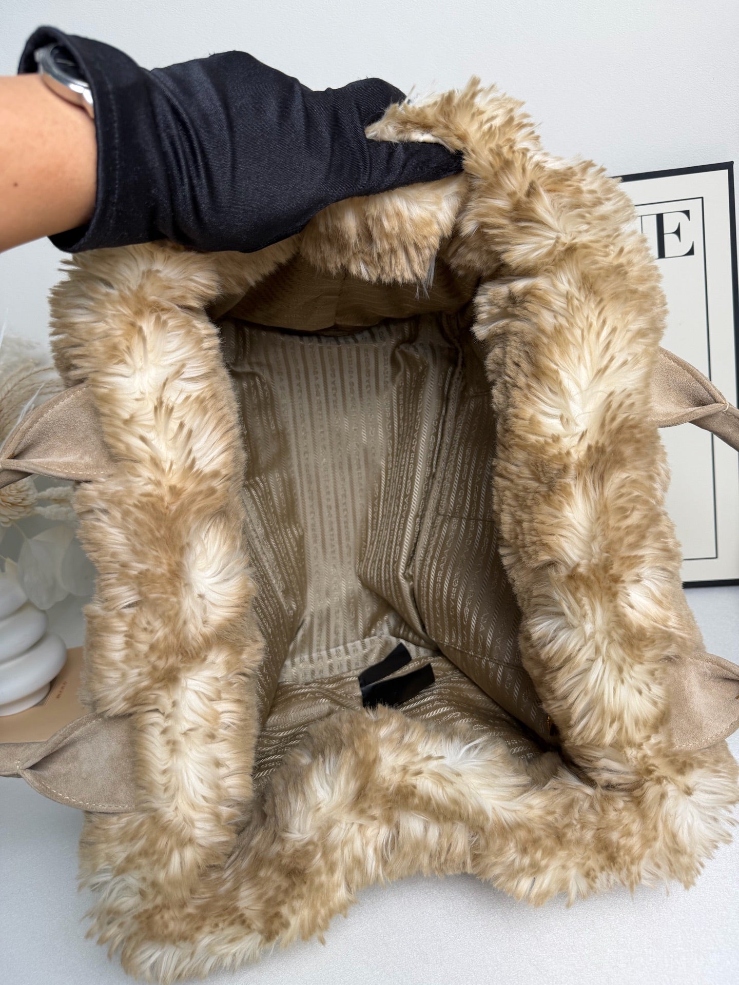 Prada - Fur Beach Tote - Denim - Blue - (Other)