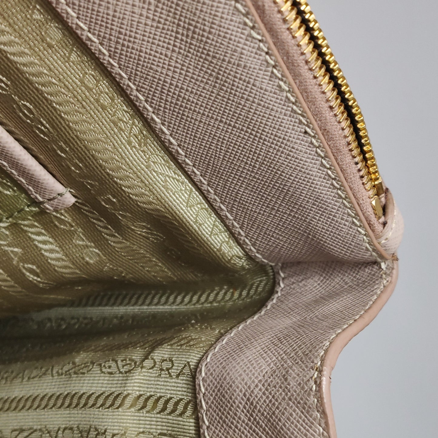 Prada - Galleria - Leather - Beige - (Large)
