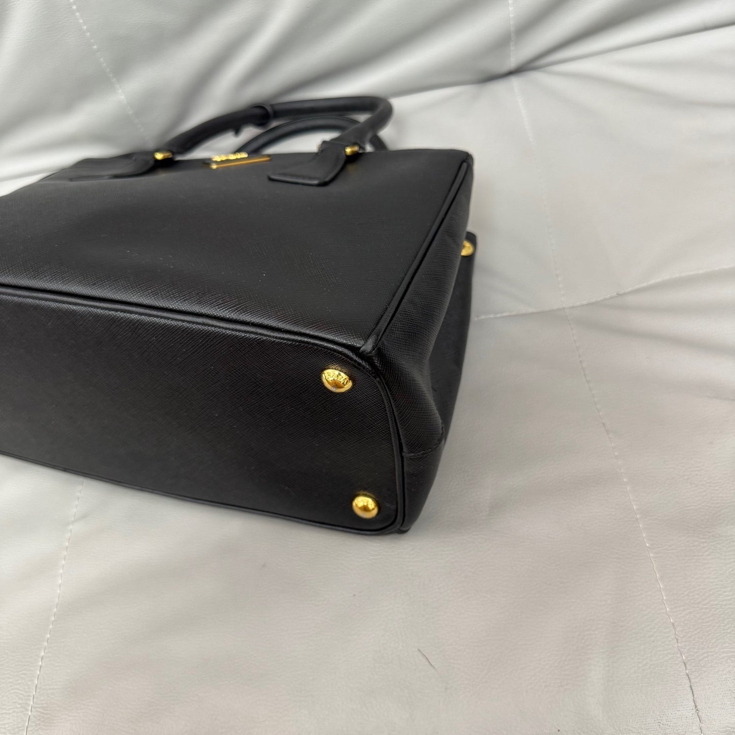 Prada - Galleria - Leather - Black - (medium)