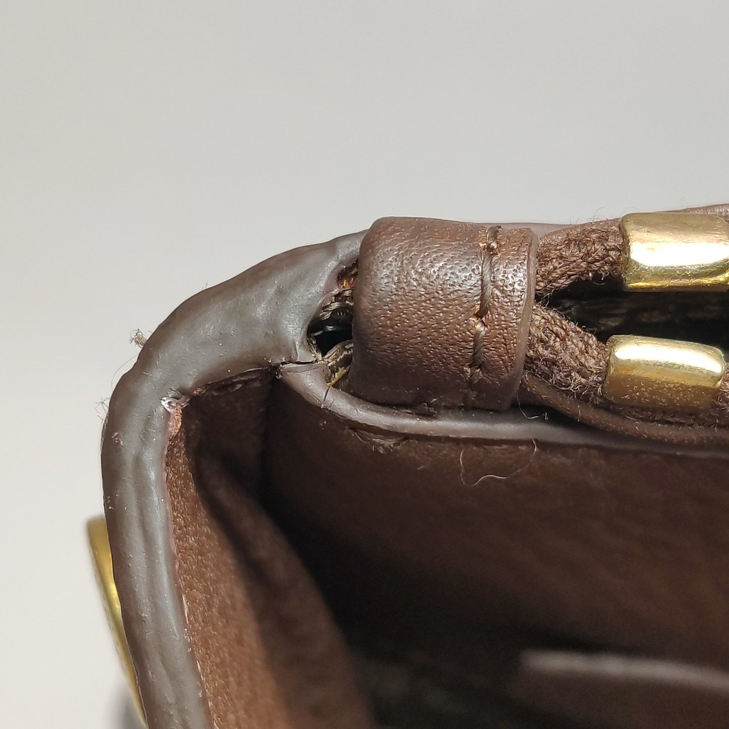 Prada - Galleria - Leather - Brown - (medium)