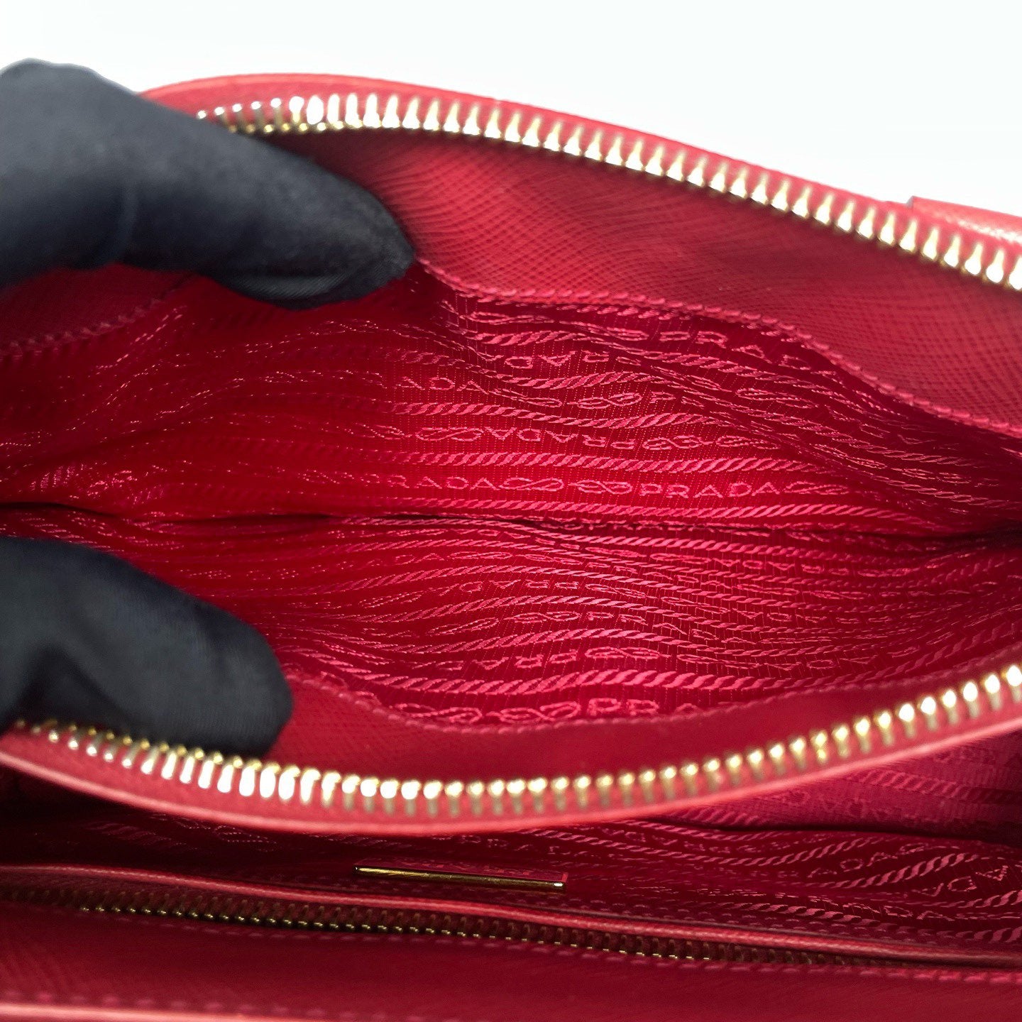 Prada - Galleria Saffiano Lux Tote - Saffiano leather - Red with Gold-Tone Hardware - (small)