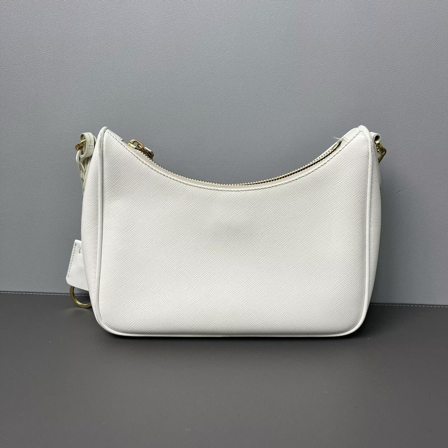 Prada - Re-Edition 2005 Hobo - Saffiano leather - White with Gold-Tone Hardware - (small)