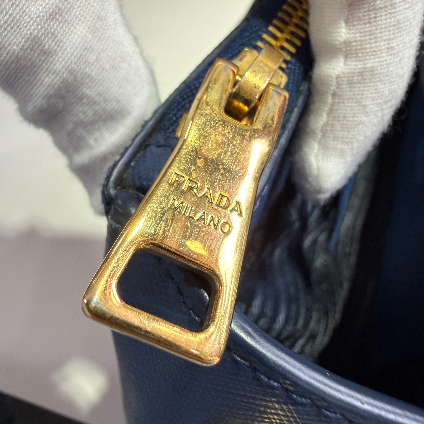Prada - Saffiano - Leather - Blue - (large)