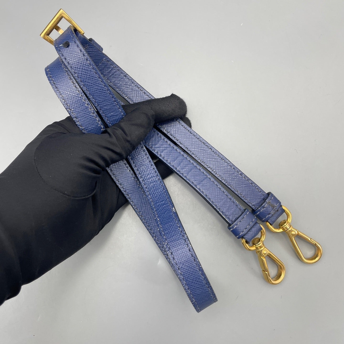 Prada - Saffiano - Leather - Blue - (medium)
