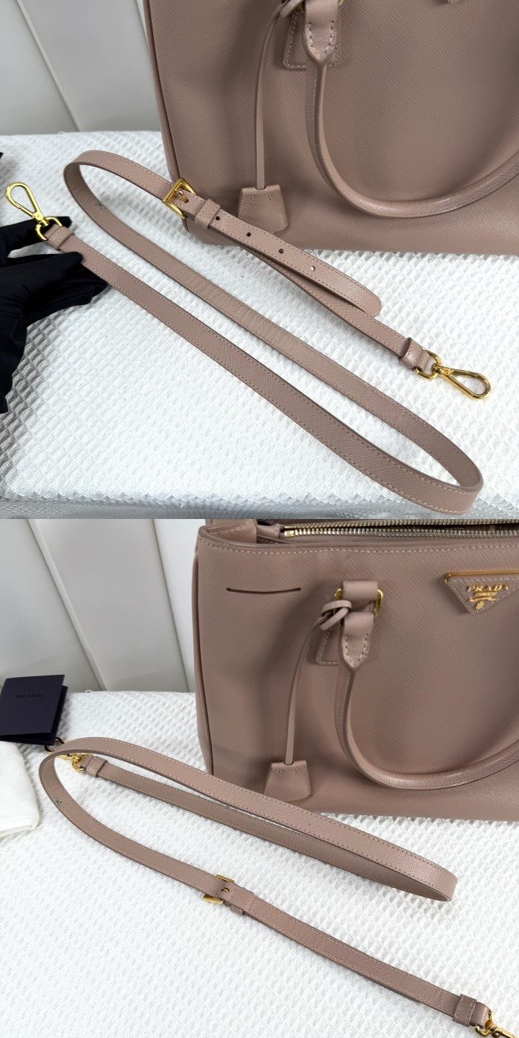 Prada - Saffiano - Leather - Brown - (medium)