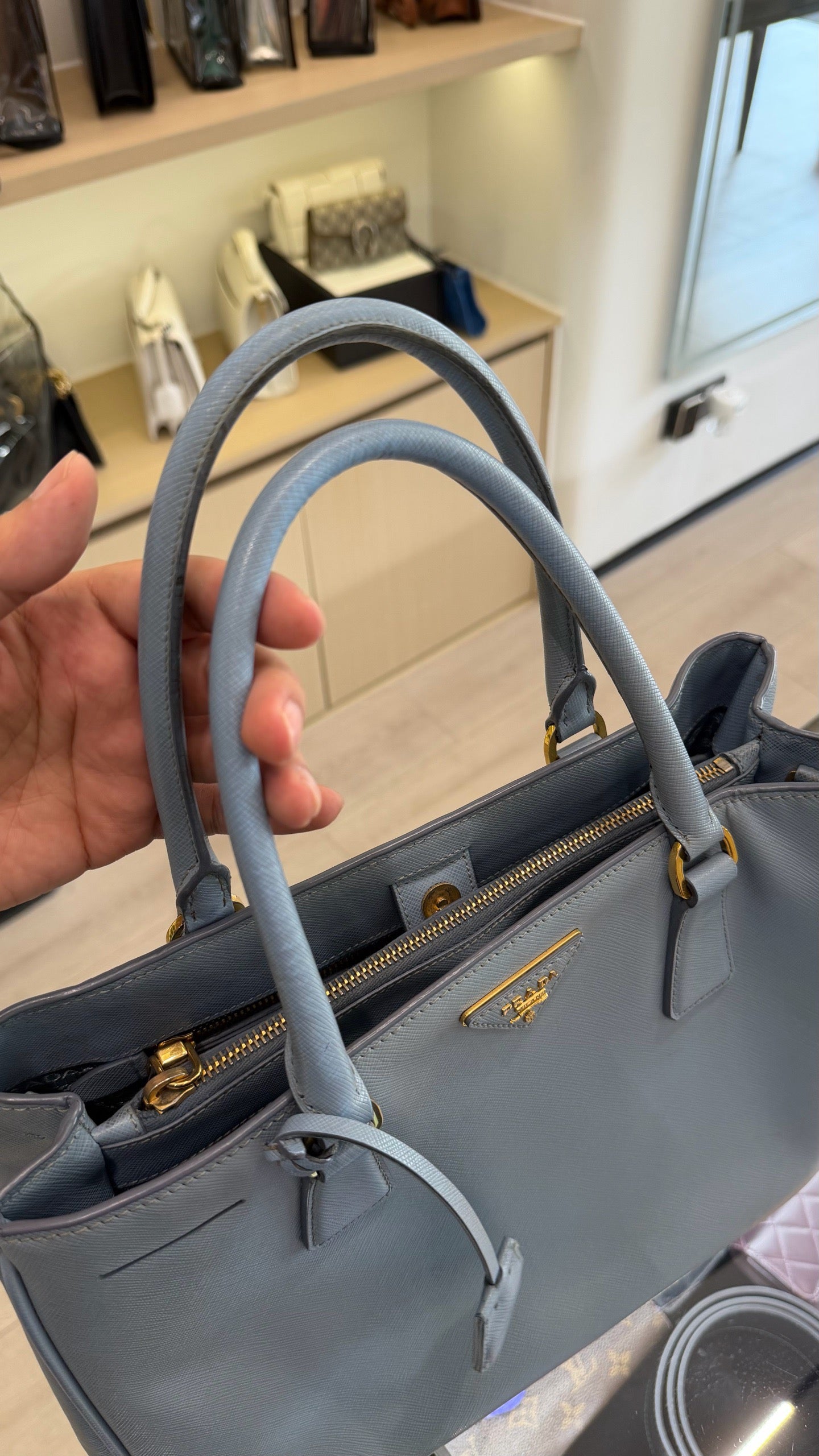 Prada - Saffiano Lux - Leather - Blue - (medium)