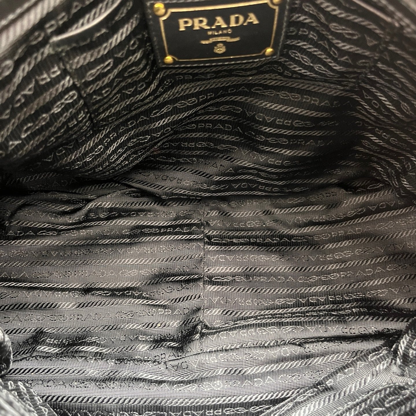 Prada - Tessuto Gaufre Tote Bag - Nylon and Leather - Black - (Medium)