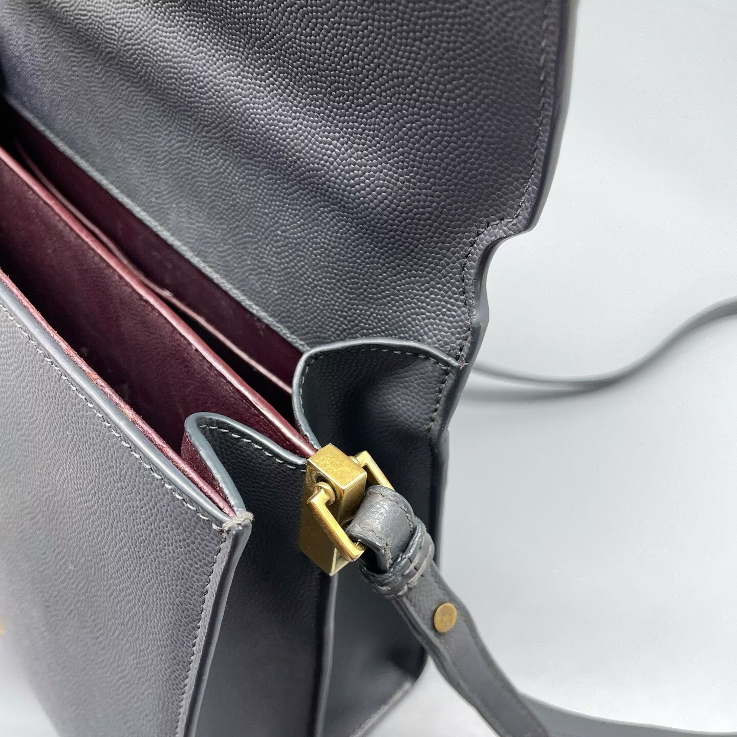 Saint Laurent - Cassandra - Grained calfskin leather - Grey - (Medium)