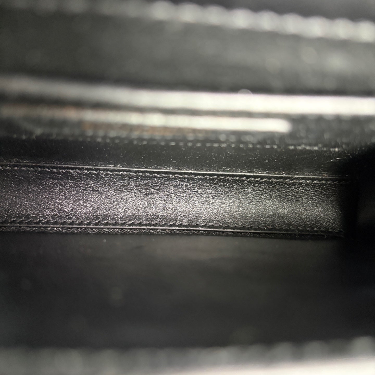 Saint Laurent - Cassandra - Leather - Black - (Small)