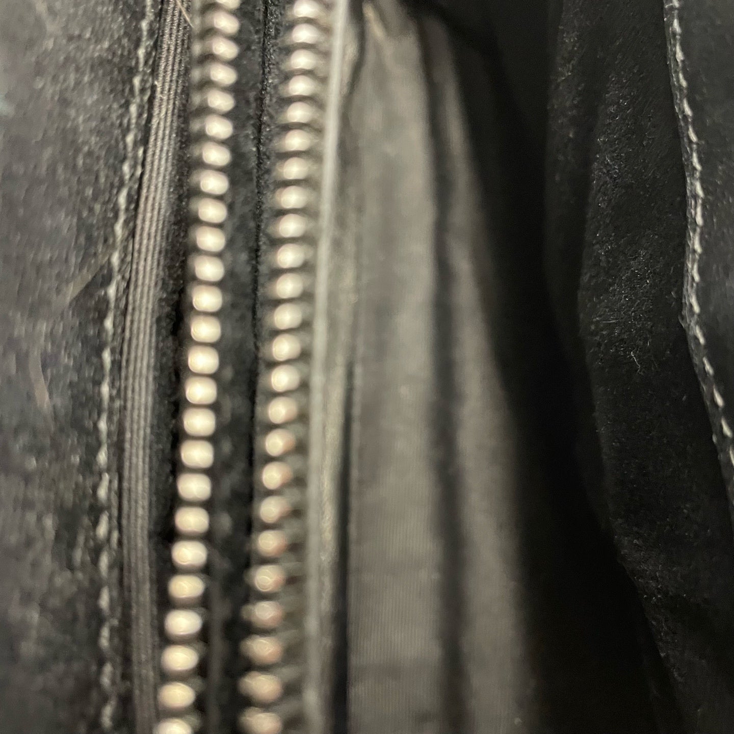 Saint Laurent - College - Leather - Black