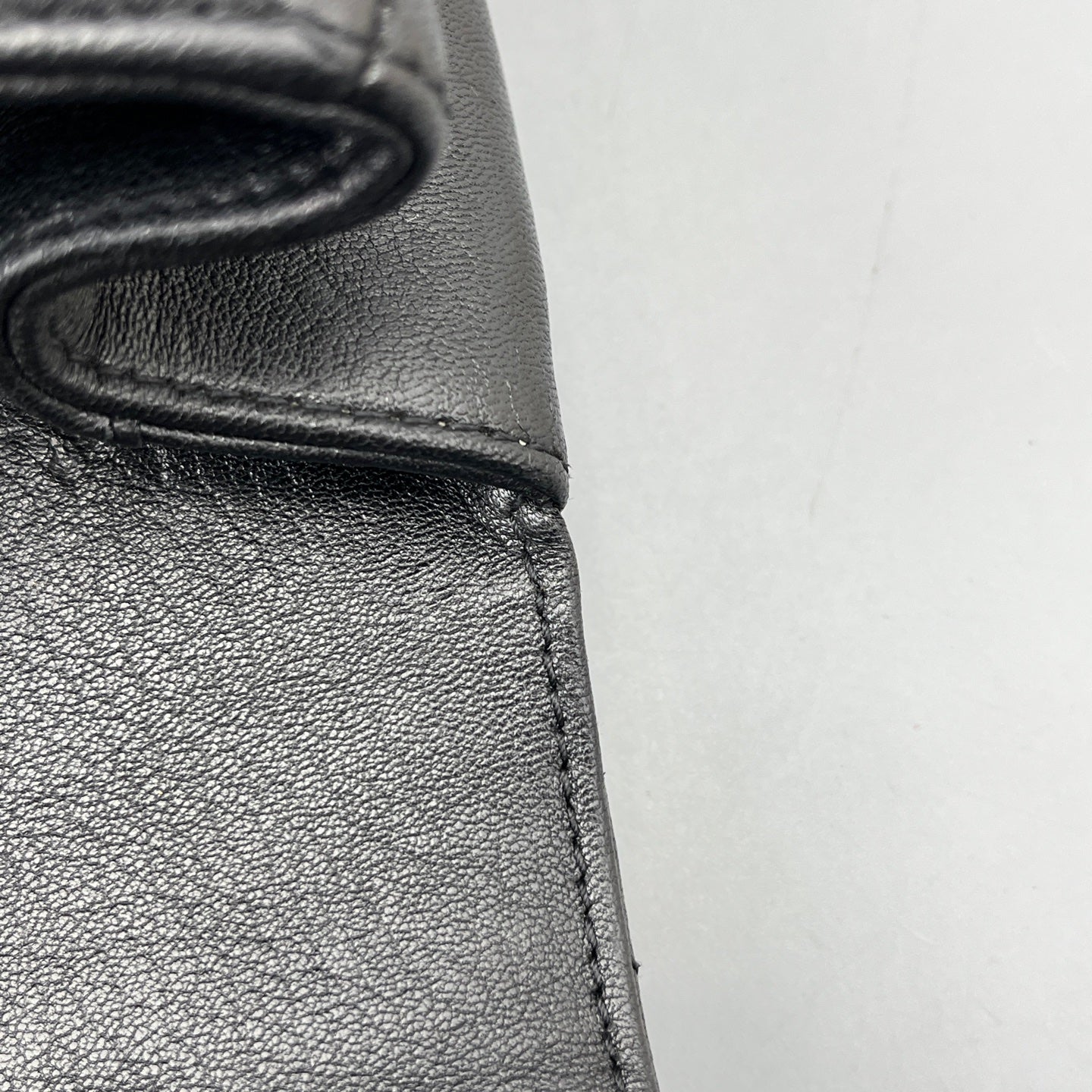 Saint Laurent - College - Leather - Black - (medium)