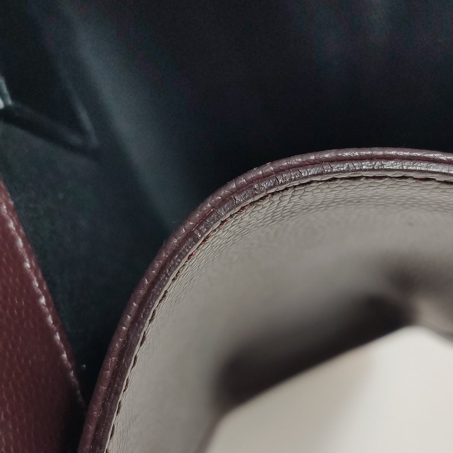 Saint Laurent - Kate - Leather - Burgundy - (medium)