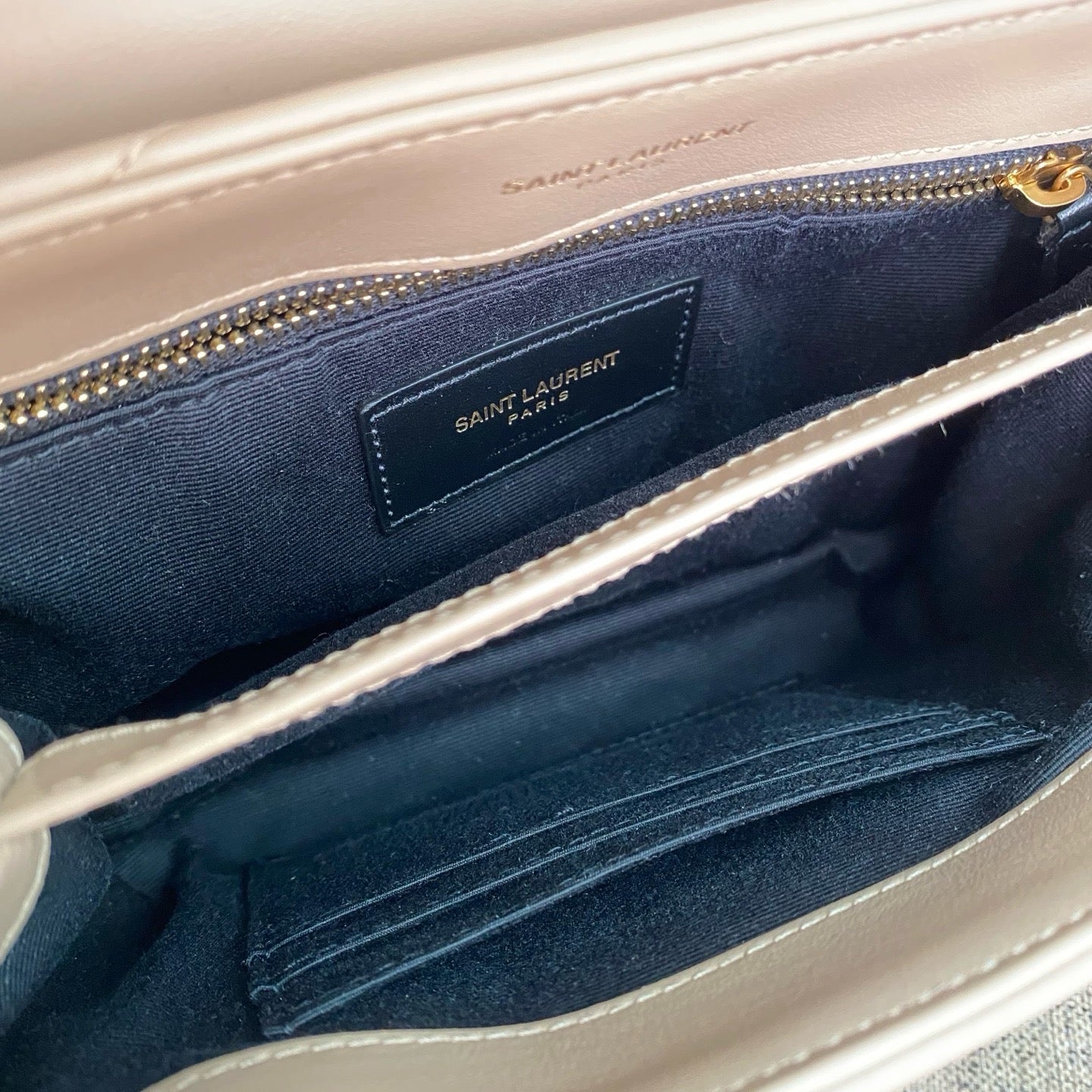 Saint Laurent - Loulou - Leather - Beige - (Small)