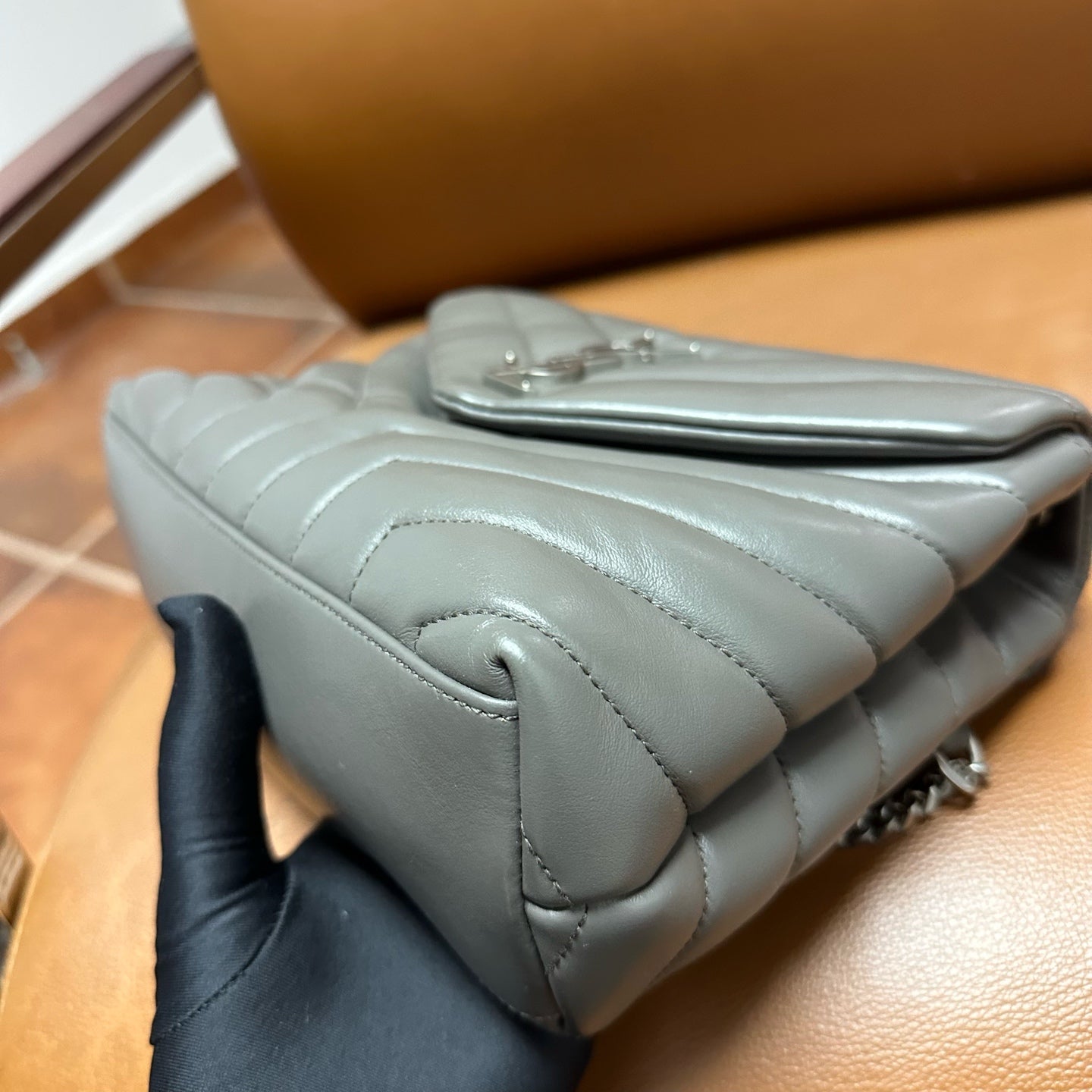 Saint Laurent - Loulou - Leather - Grey - (small)
