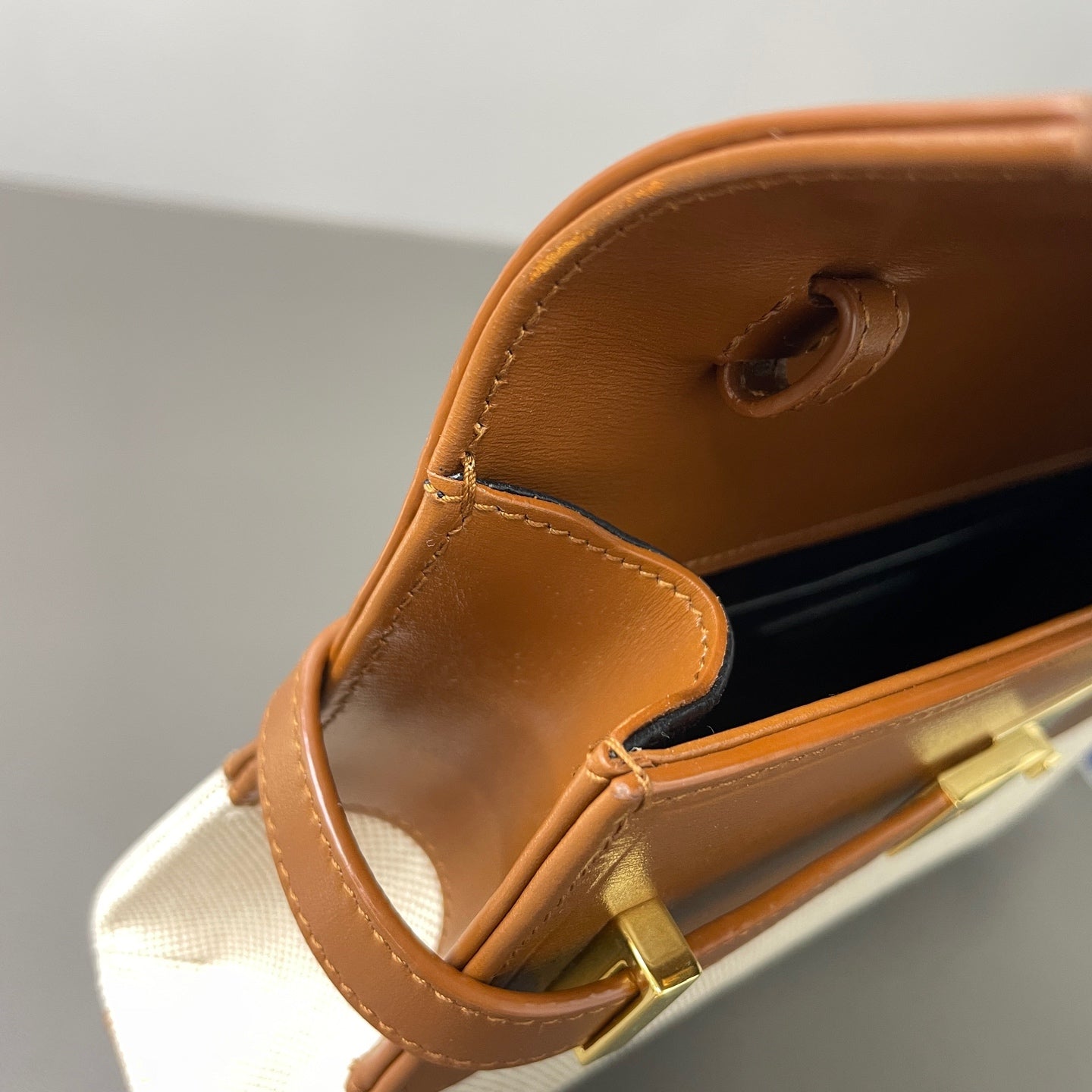 Saint Laurent - Manhattan Box - Leather - Multicolour - (small)