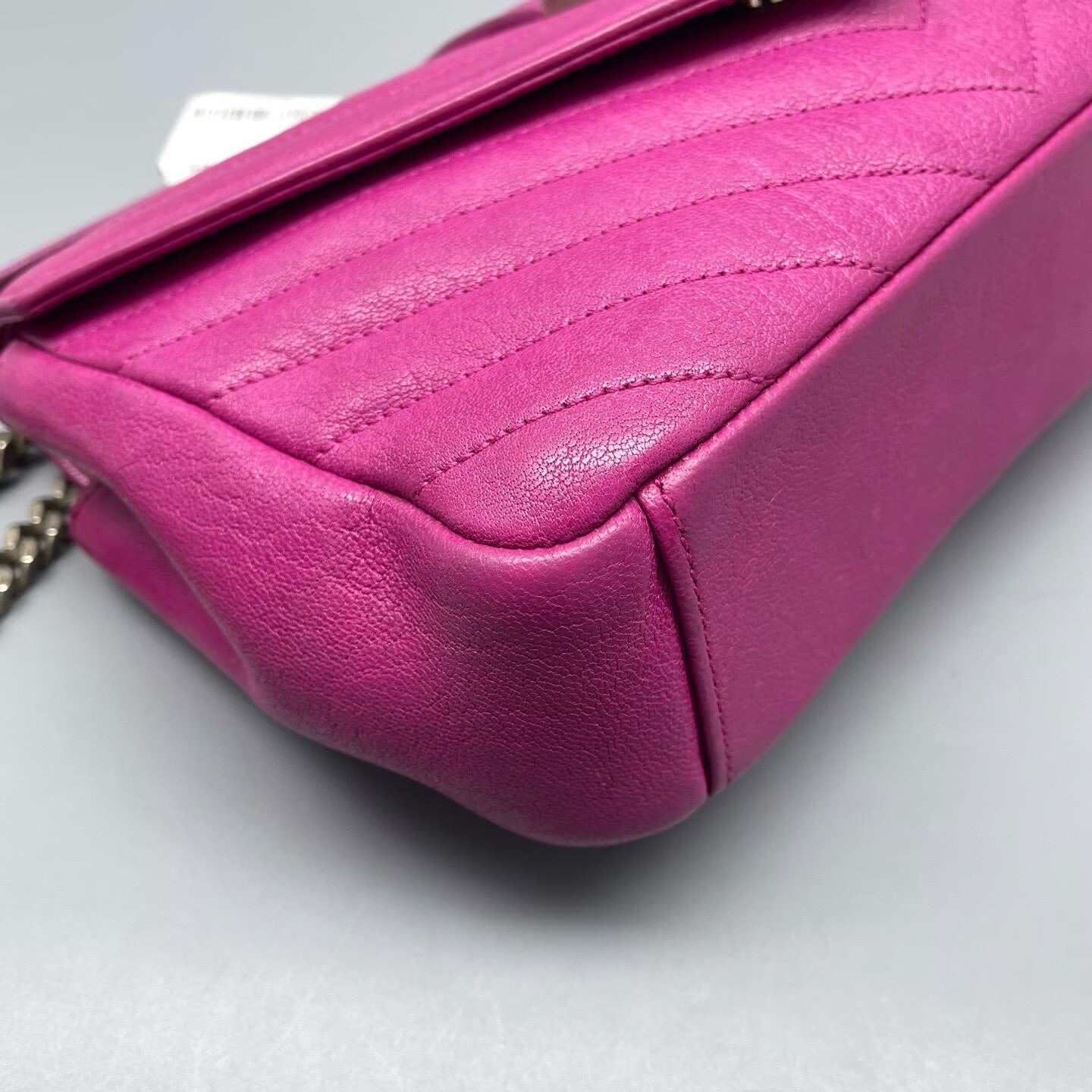 Saint Laurent - Monogram Envelope Bag - Calfskin leather - Fuchsia - (Medium)