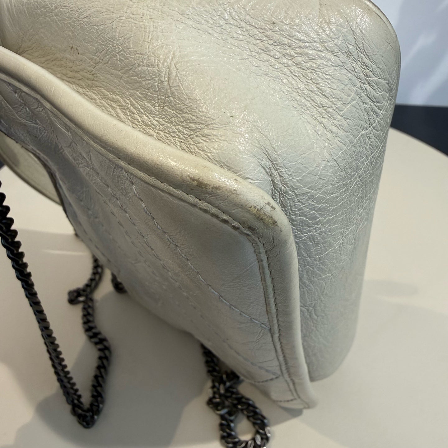 Saint Laurent - Niki Chain Bag - Crinkled leather - Cream White - (small)