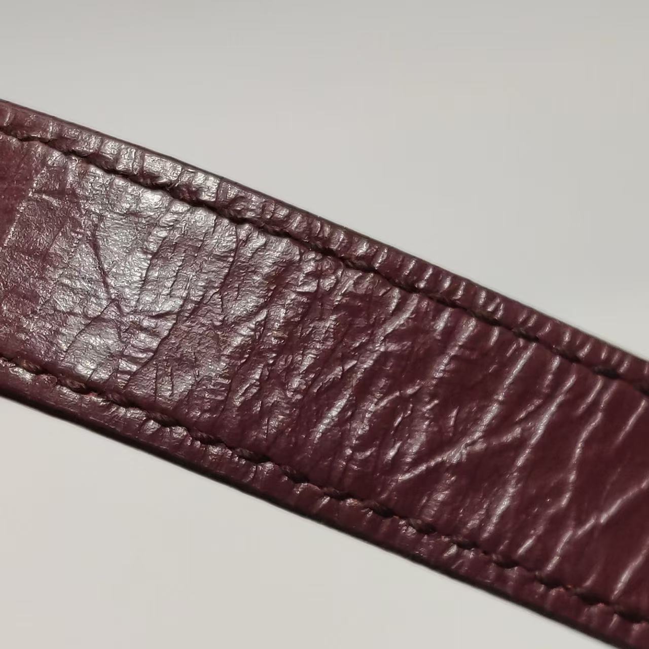 Saint Laurent - Niki chain bag - Crinkled leather - Deep red with dark silver-tone hardware - (mini)