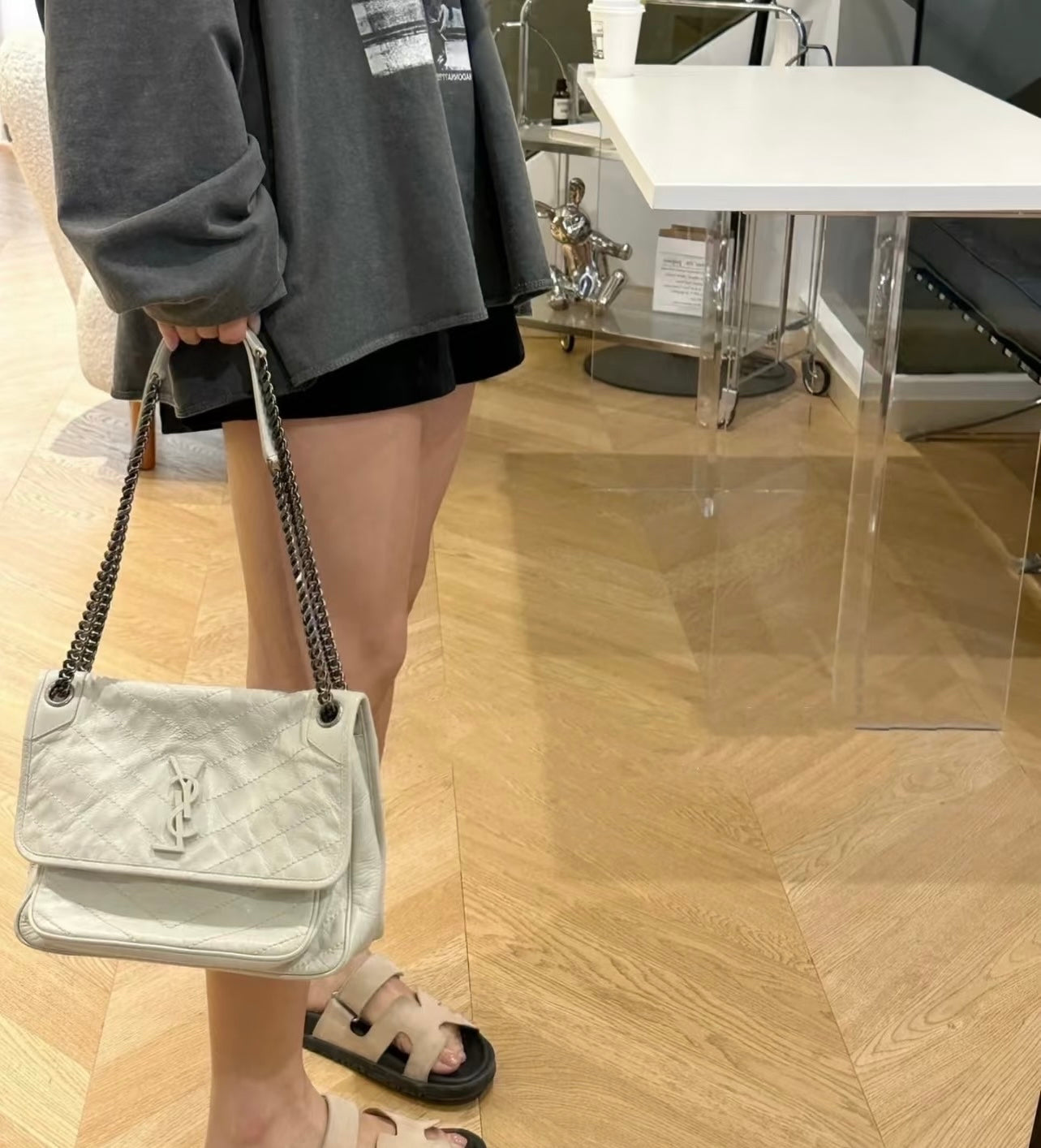 Saint Laurent - Niki - Leather - Beige - (medium)