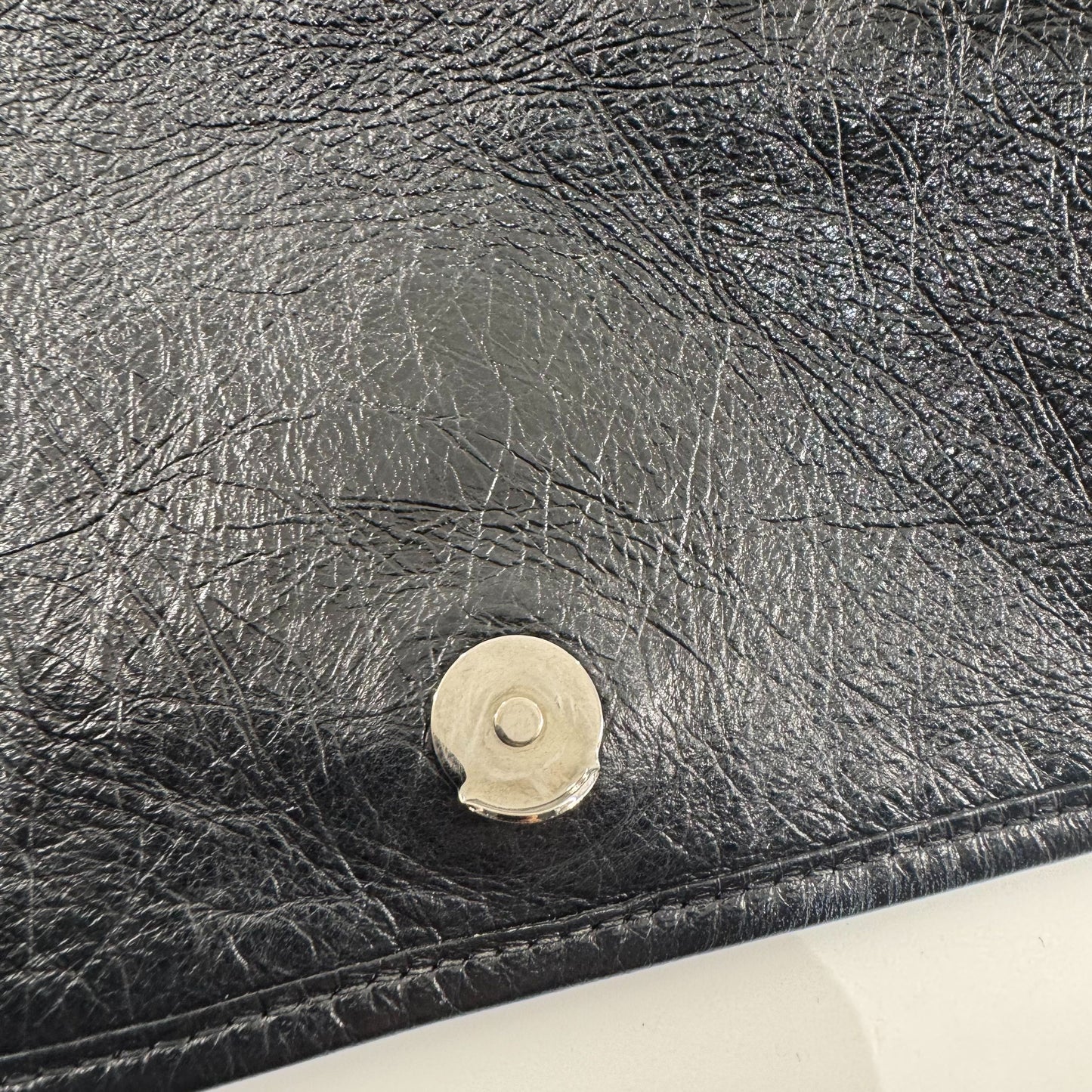 Saint Laurent - Niki - Oiled wax cowhide leather - Black - (large)