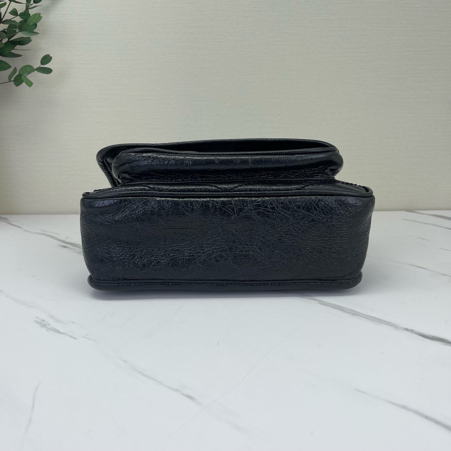 Saint Laurent - Niki - Oiled wax leather - Black - (Small)