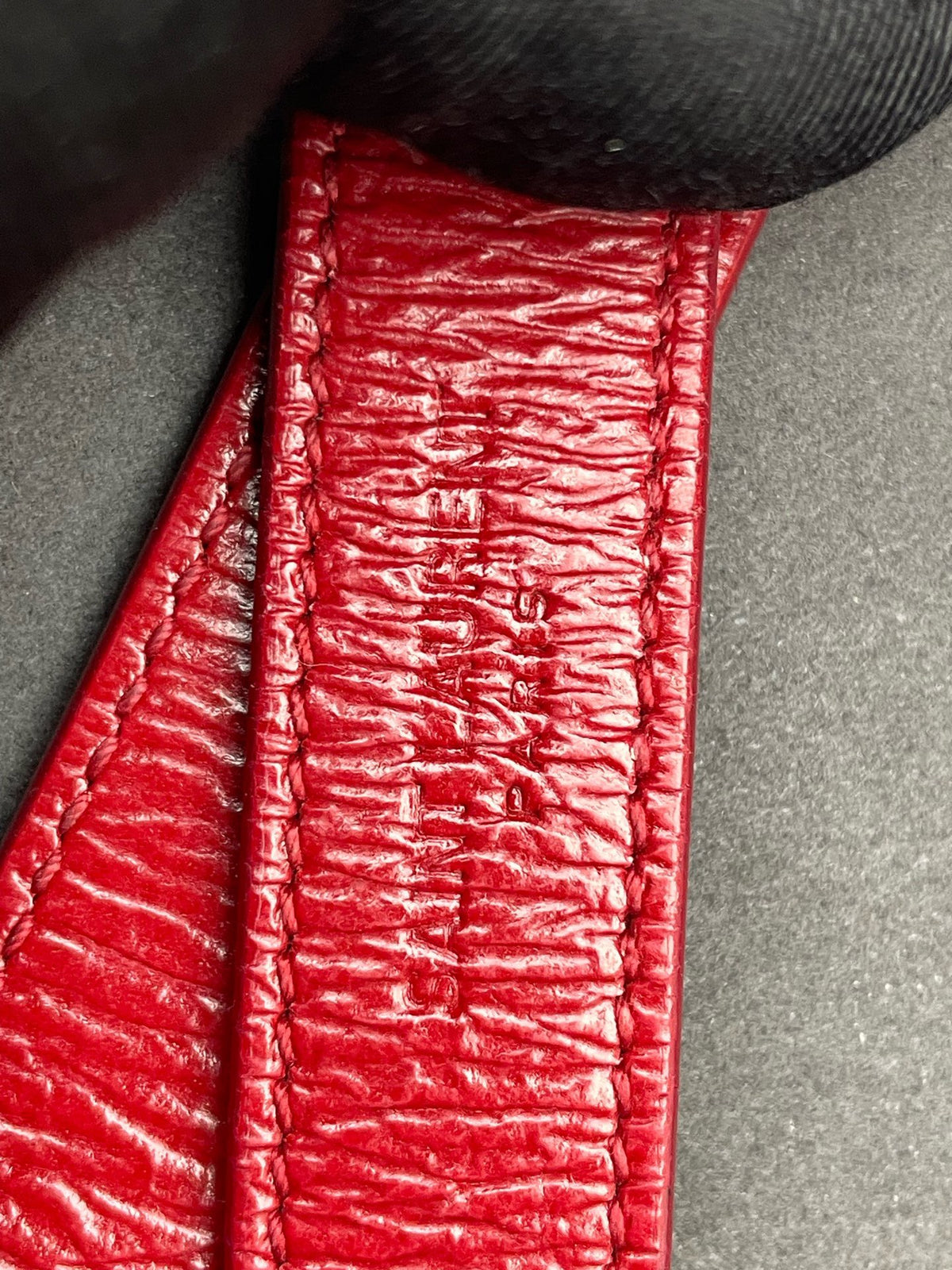 Saint Laurent - Niki Small - Leather - Red - (small)