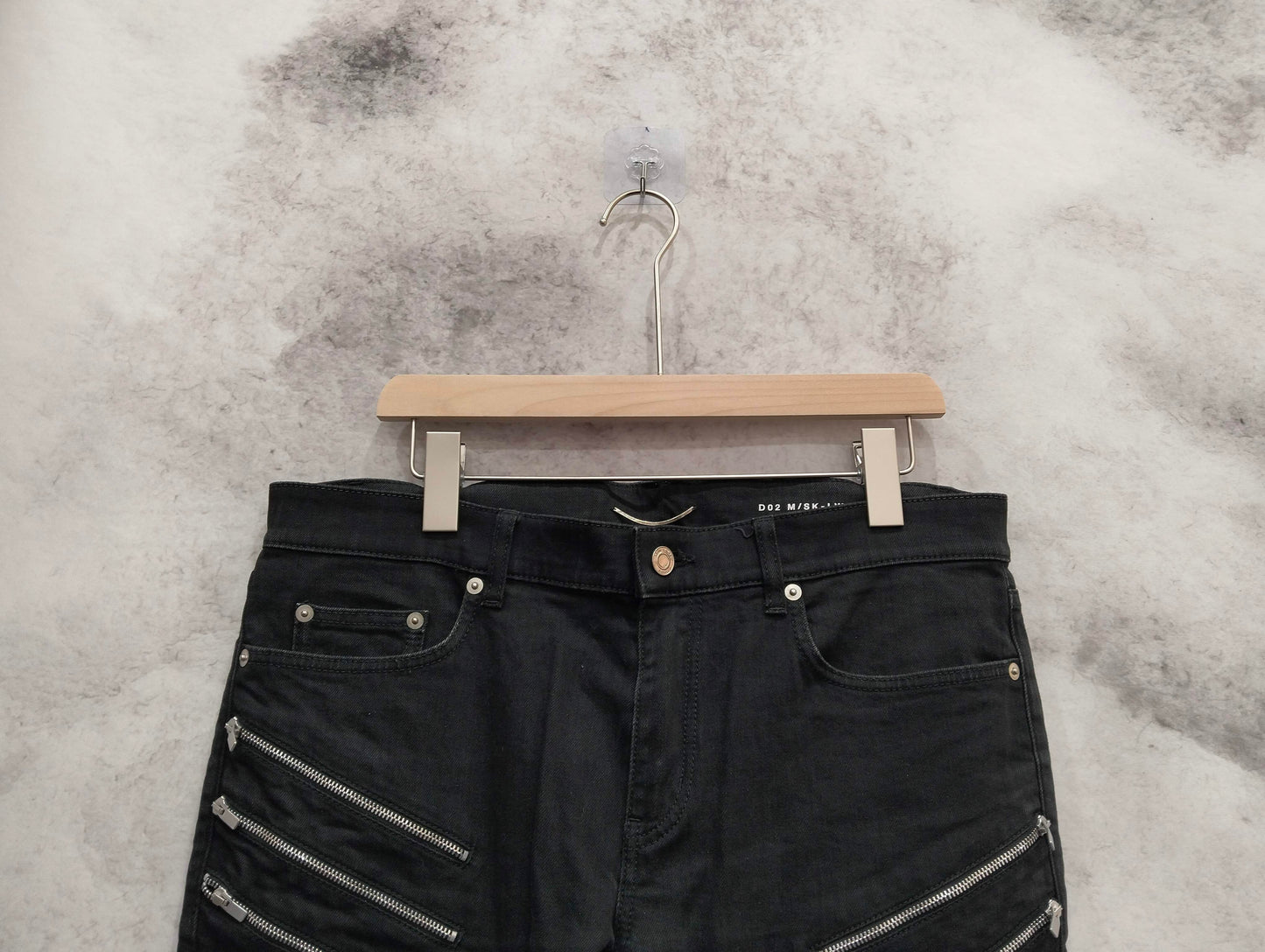 Saint Laurent - Other - Denim - Jeans - Black - (33)