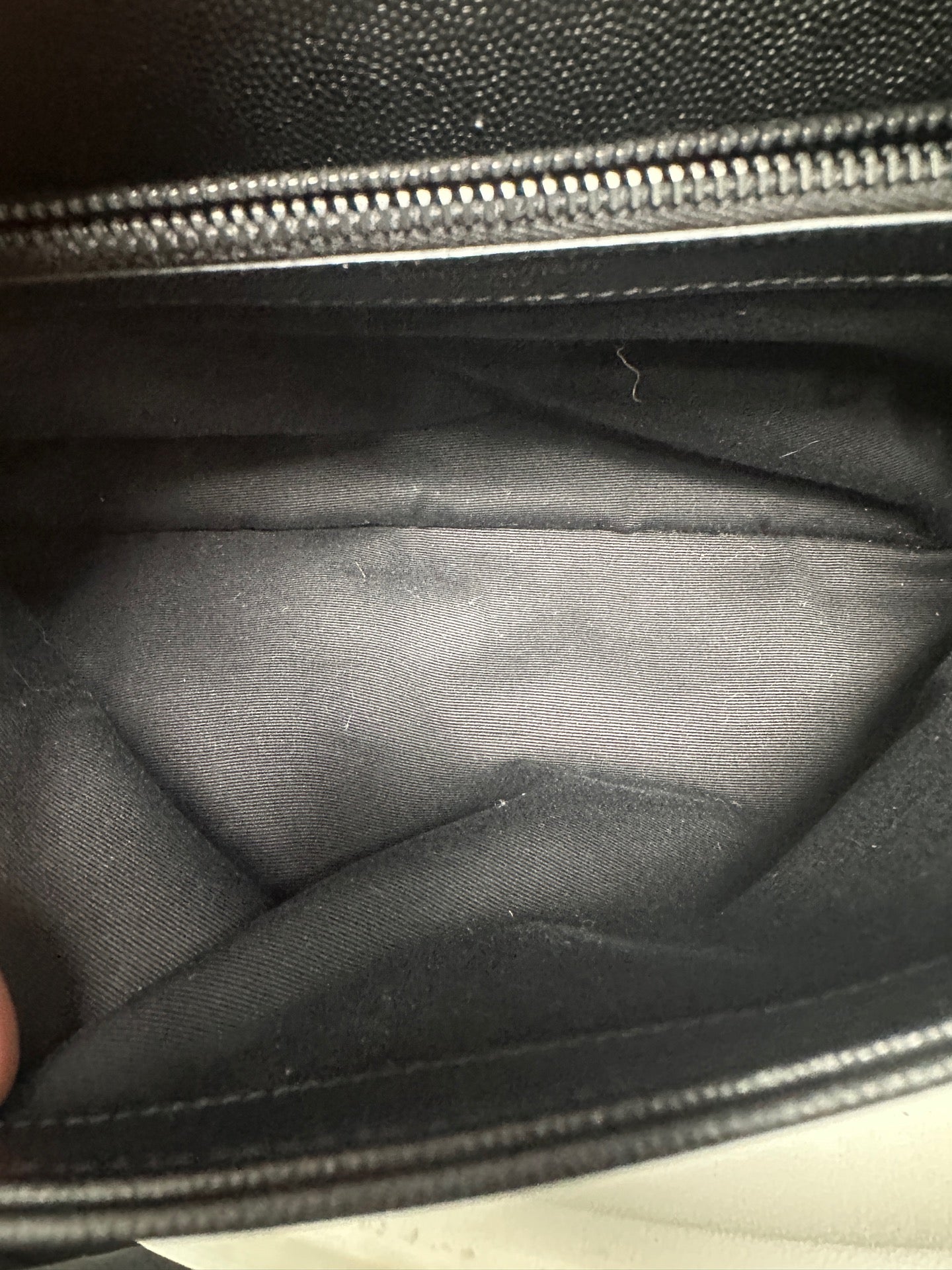 Saint Laurent - Other - Leather - Black - (medium)