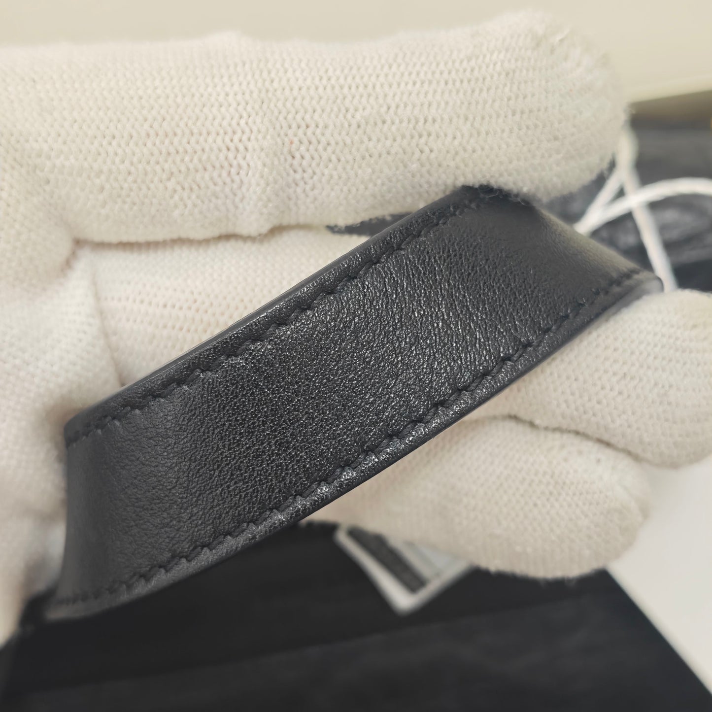 Saint Laurent - Other - Leather - Black - (small)