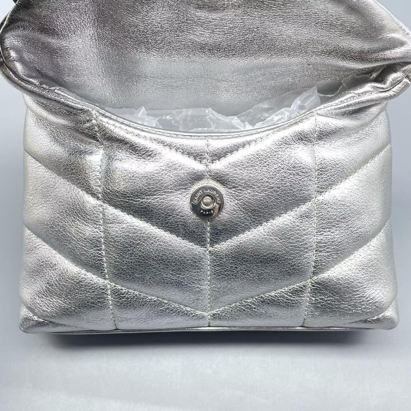 Saint Laurent - Puffer Clutch - Metallic leather - Silver - (mini)