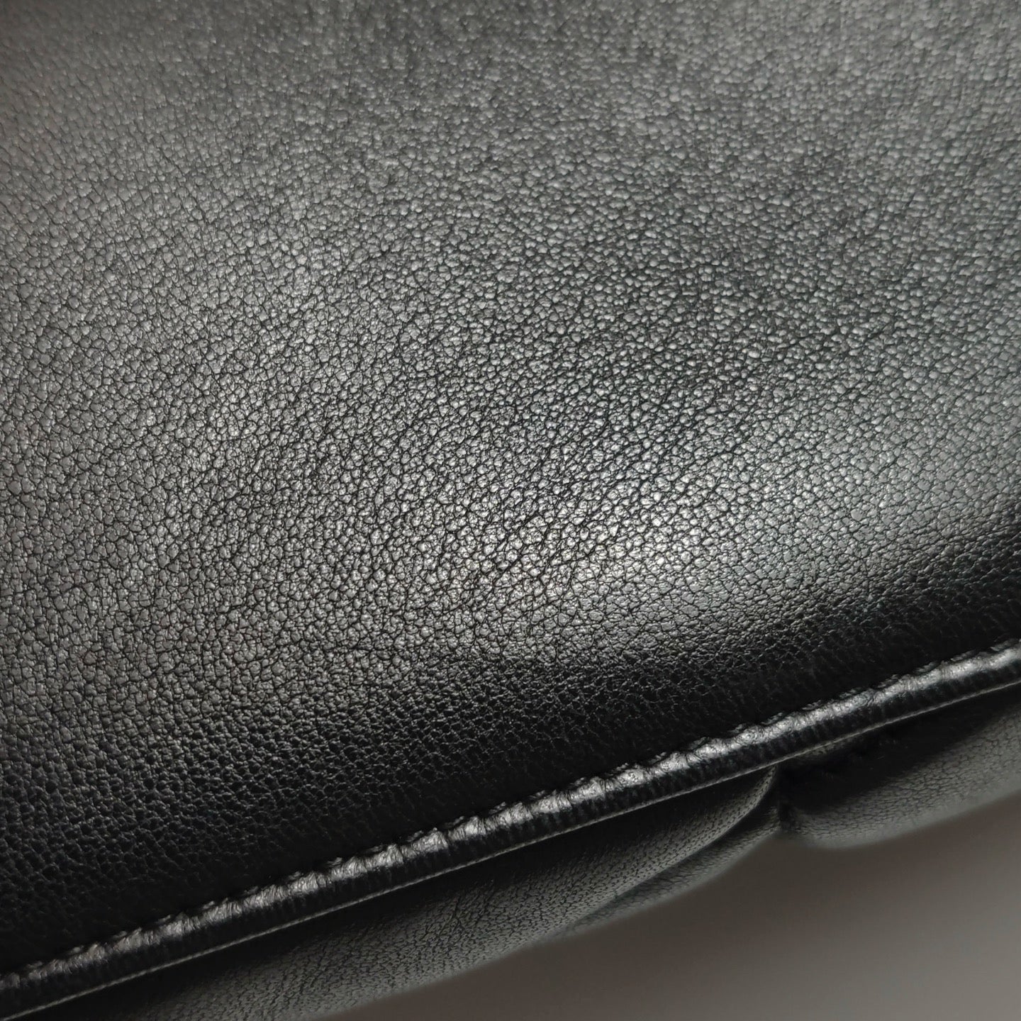 Saint Laurent - Puffer - Leather - Black - (medium)