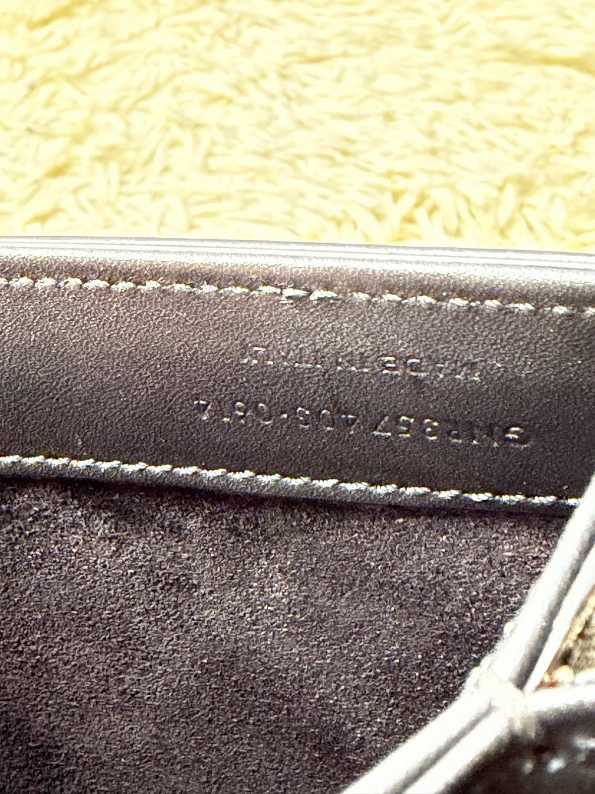 Saint Laurent - Solferino - Leather - Black