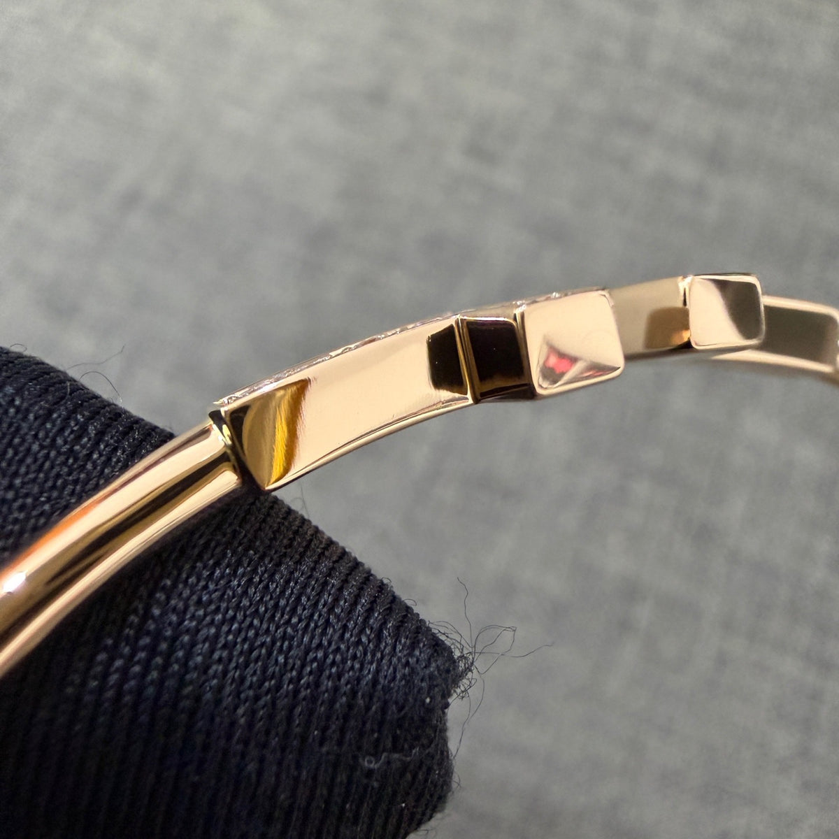 Tiffany & Co - Tiffany T - Pink gold - Gold - (M)