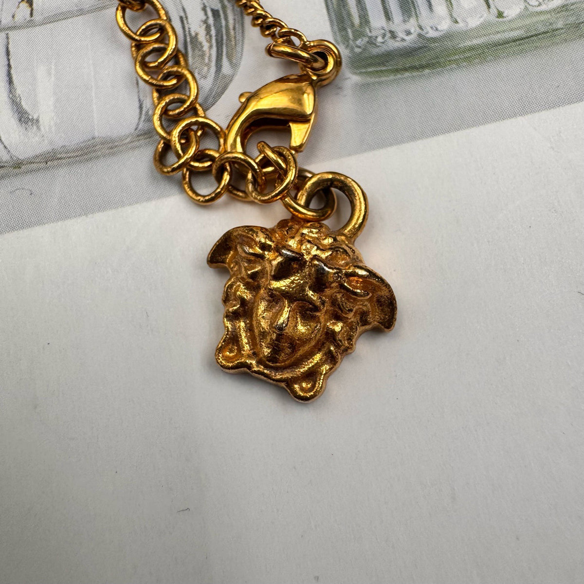 Versace - Other - Gold-tone metal with pink crystal embellishment - Gold