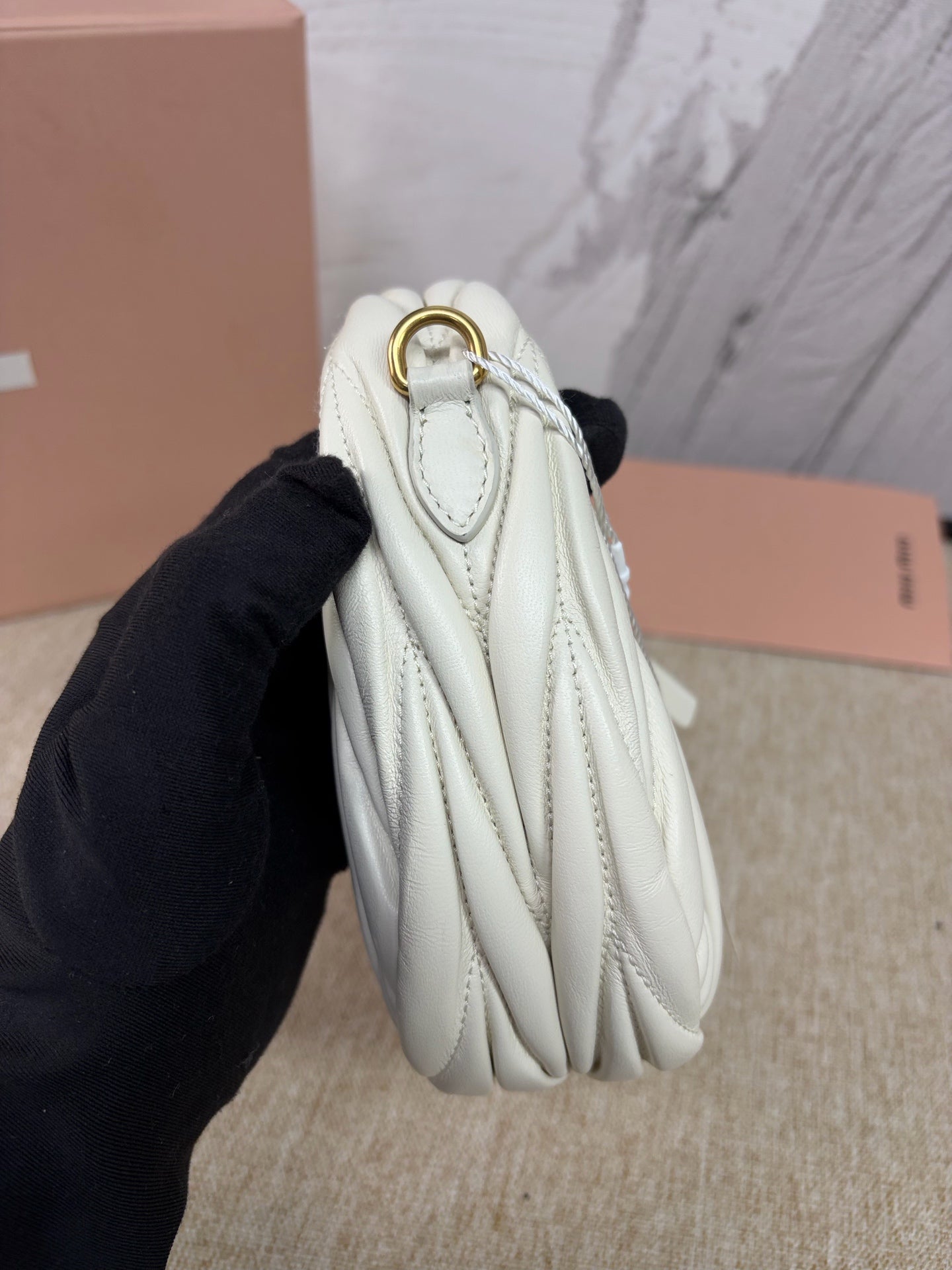 Miu Miu - Wander Matelassé Mini Bag - Lambskin leather - White with Gold-Tone Hardware - (mini)