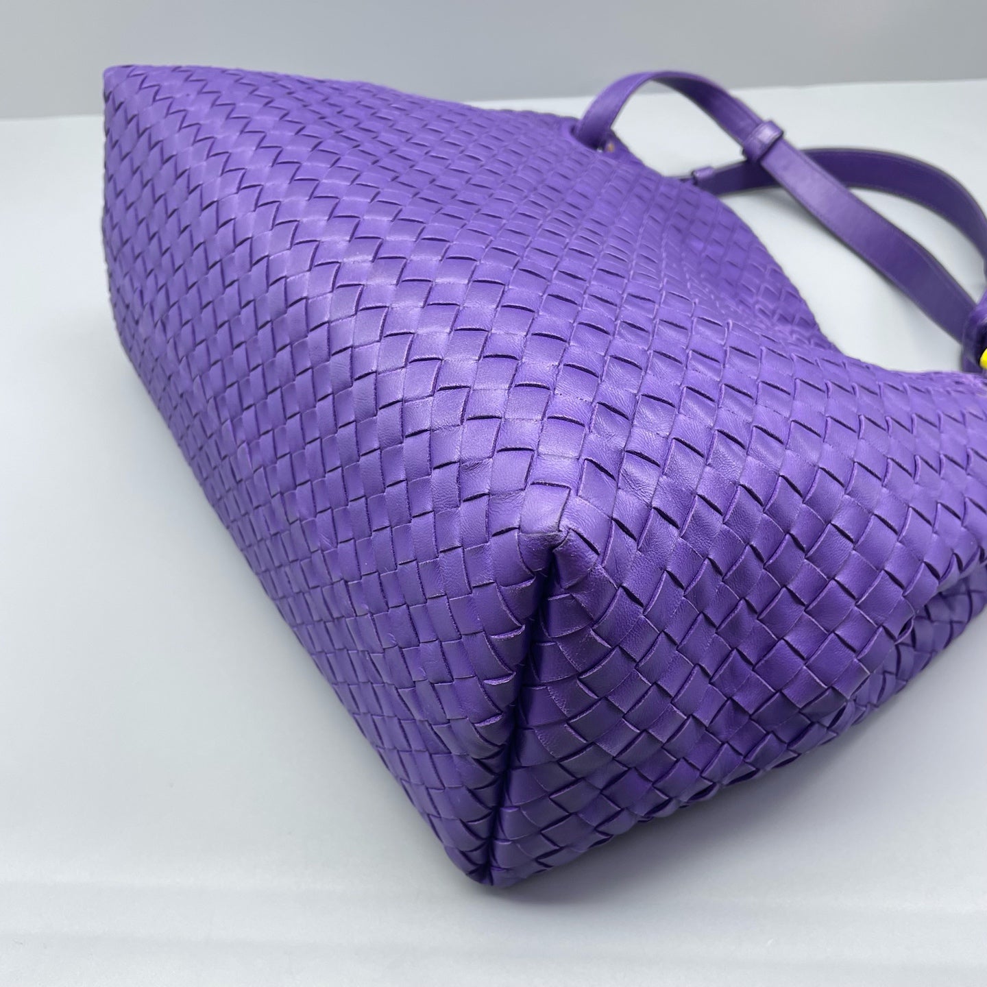 Bottega Veneta - Intrecciato Double Bridge Tote - Leather - Purple - (medium)
