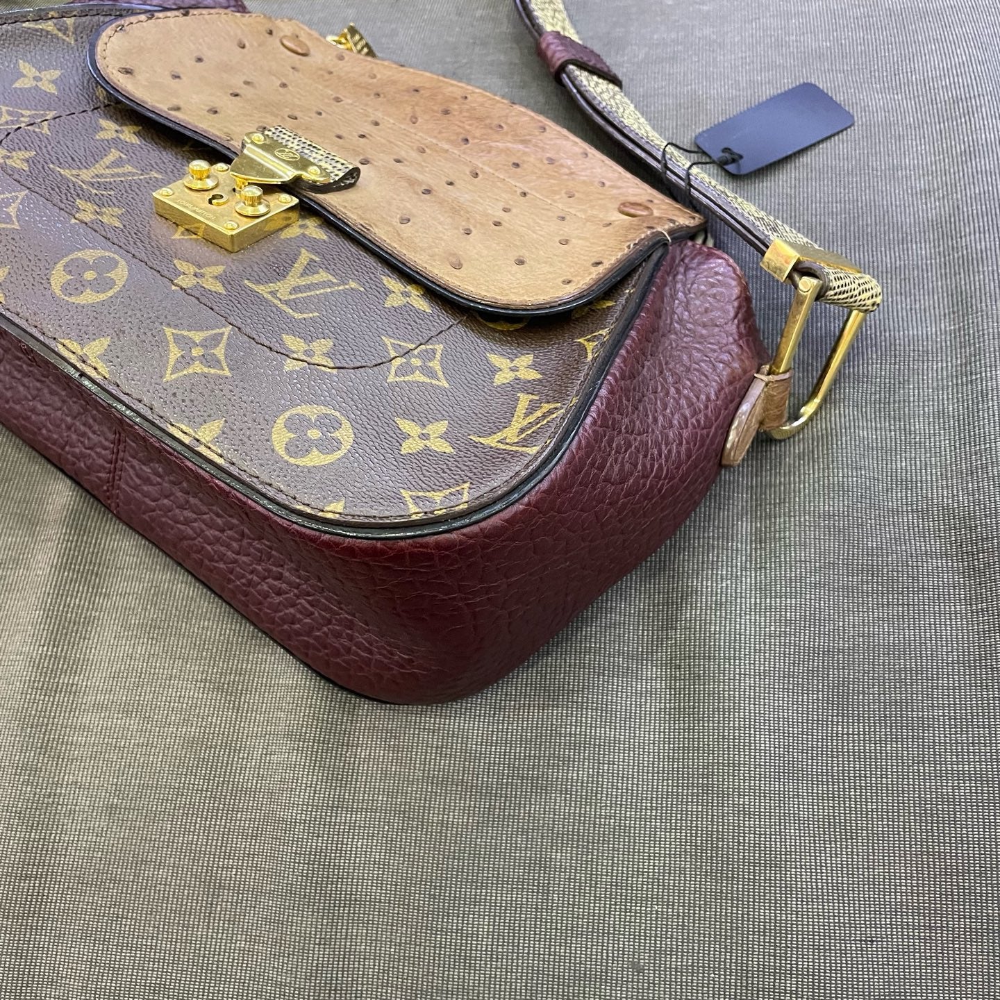 Louis Vuitton - Pallas Limited Edition Exotic Leather Shoulder Bag - Monogram coated canvas, grain leather, ostrich leather, python leather - Brown, Burgundy, Beige - (medium)