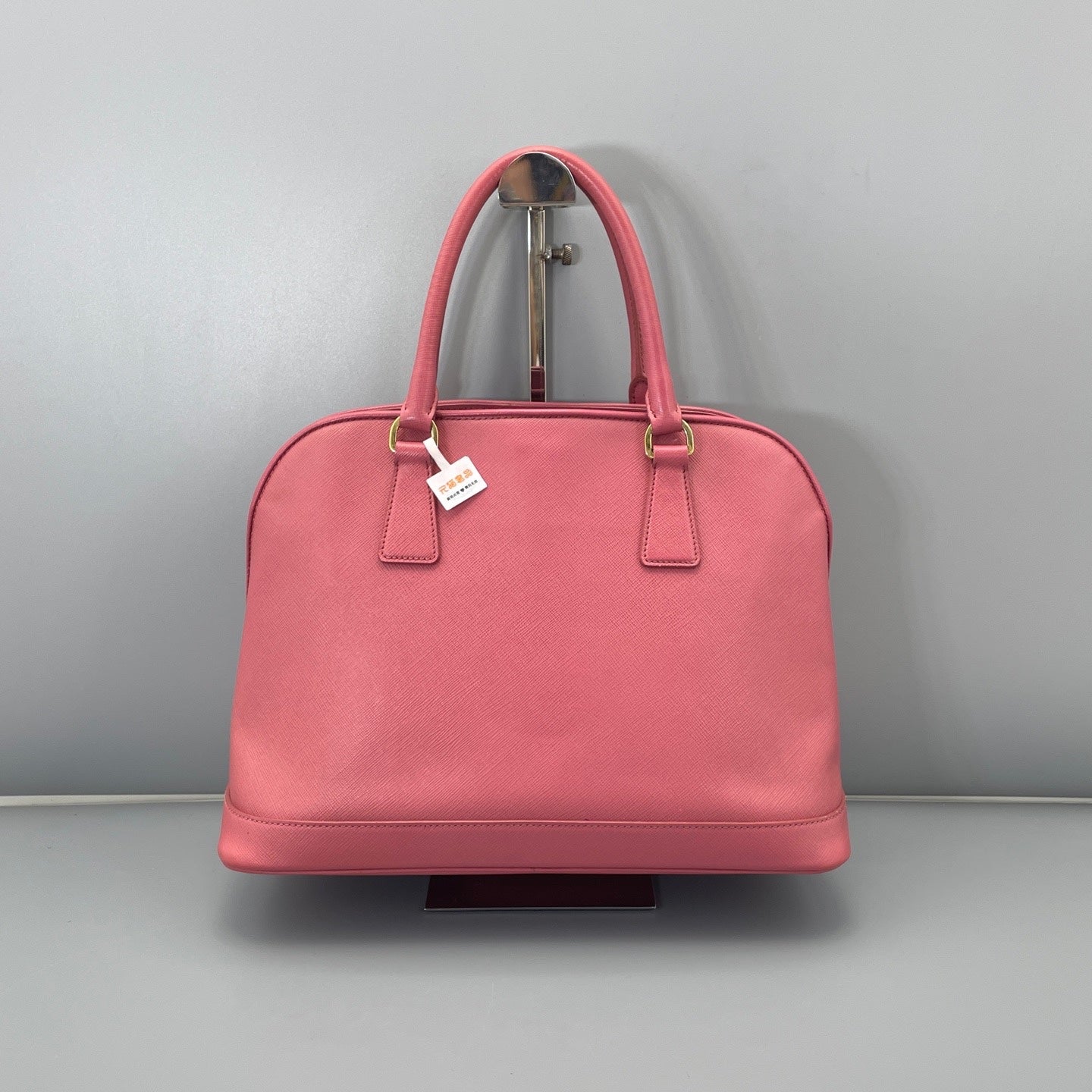 Prada - Saffiano Dome Satchel - Saffiano leather - Pink - (medium)