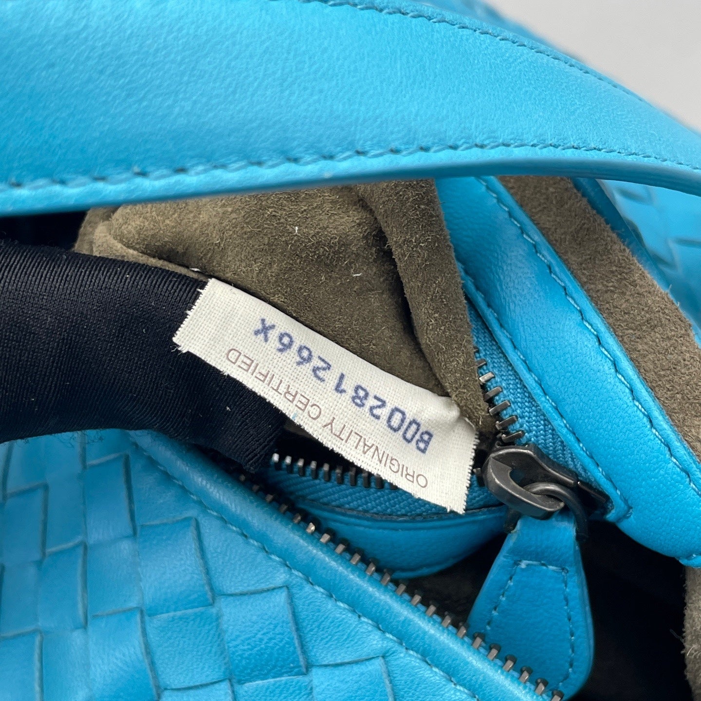 Bottega Veneta - Intrecciato Boston Bag - Leather - Blue - (medium)
